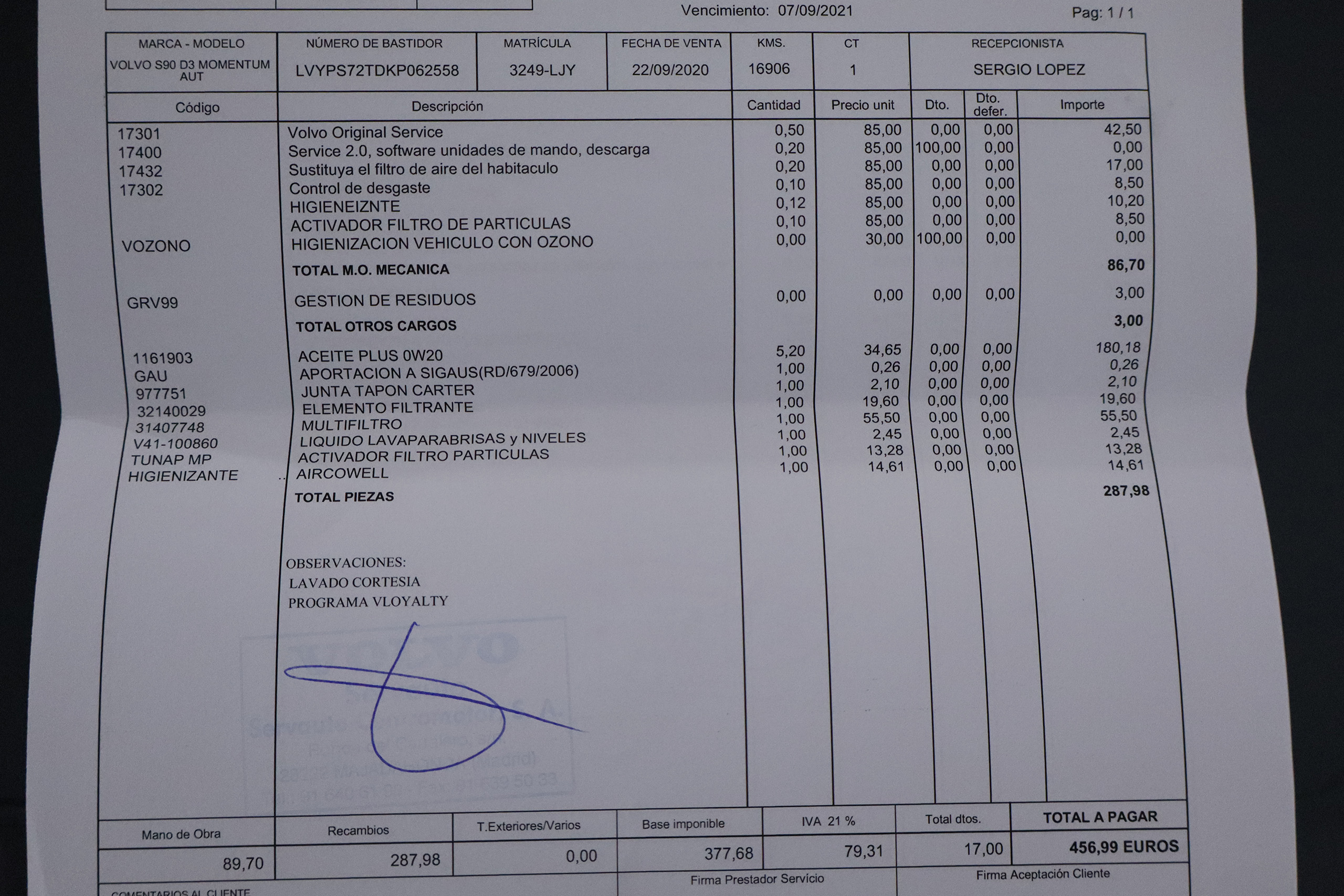 Volvo S90 D3 2.0 MOMENTUM 150CV AUTO 4P # NAVY, CUERO foto 29