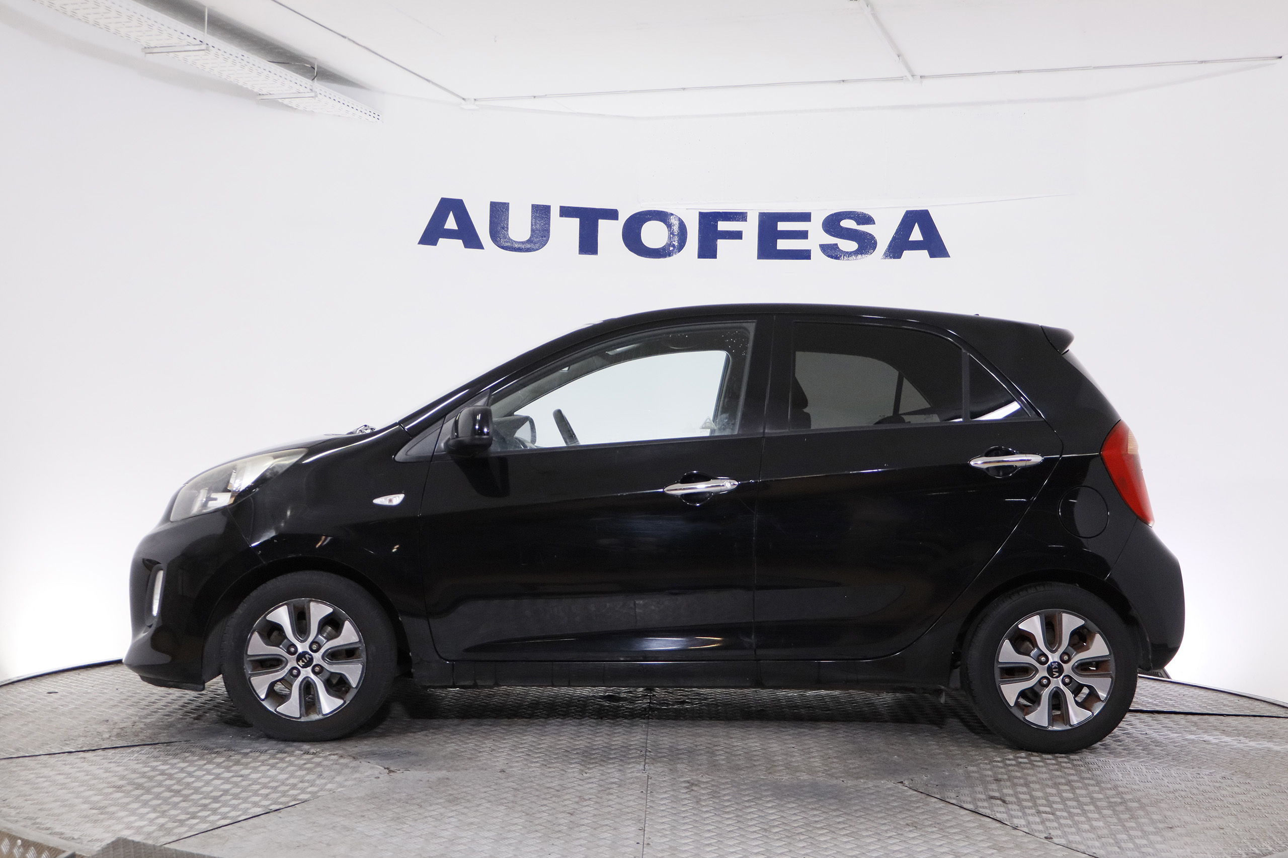 Kia Picanto 1.0 ECO DYNAMICS X TECH 66CV 5P foto 5