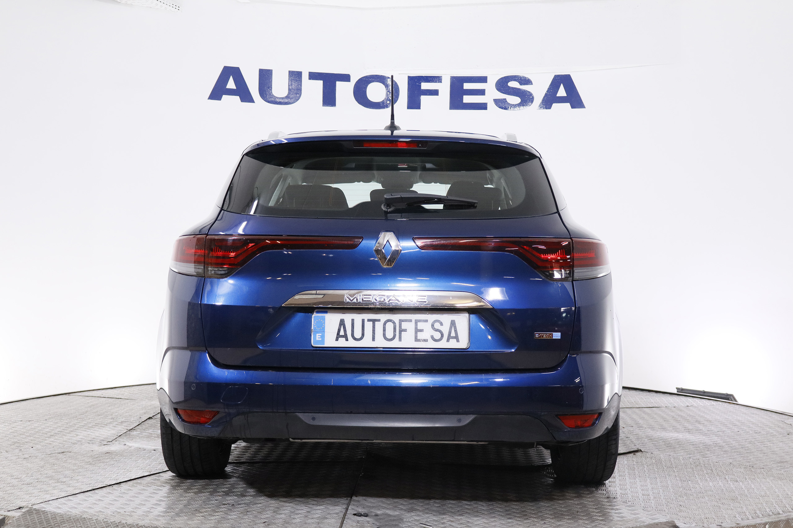 Renault Megane 1.6 SPORT TOURER E-TECH 160CV AUTO 5P # NAVY, PARKTRONIC. FAROS LED foto 7