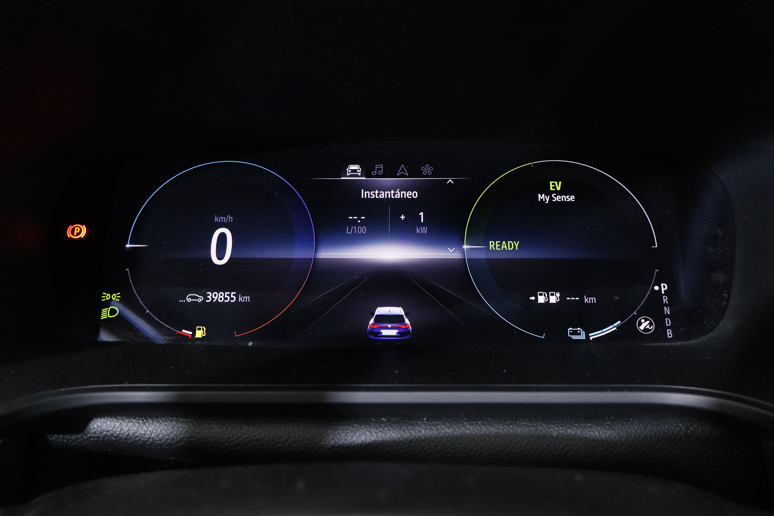 Renault Megane 1.6 SPORT TOURER E-TECH 160CV AUTO 5P # NAVY, PARKTRONIC. FAROS LED foto 17