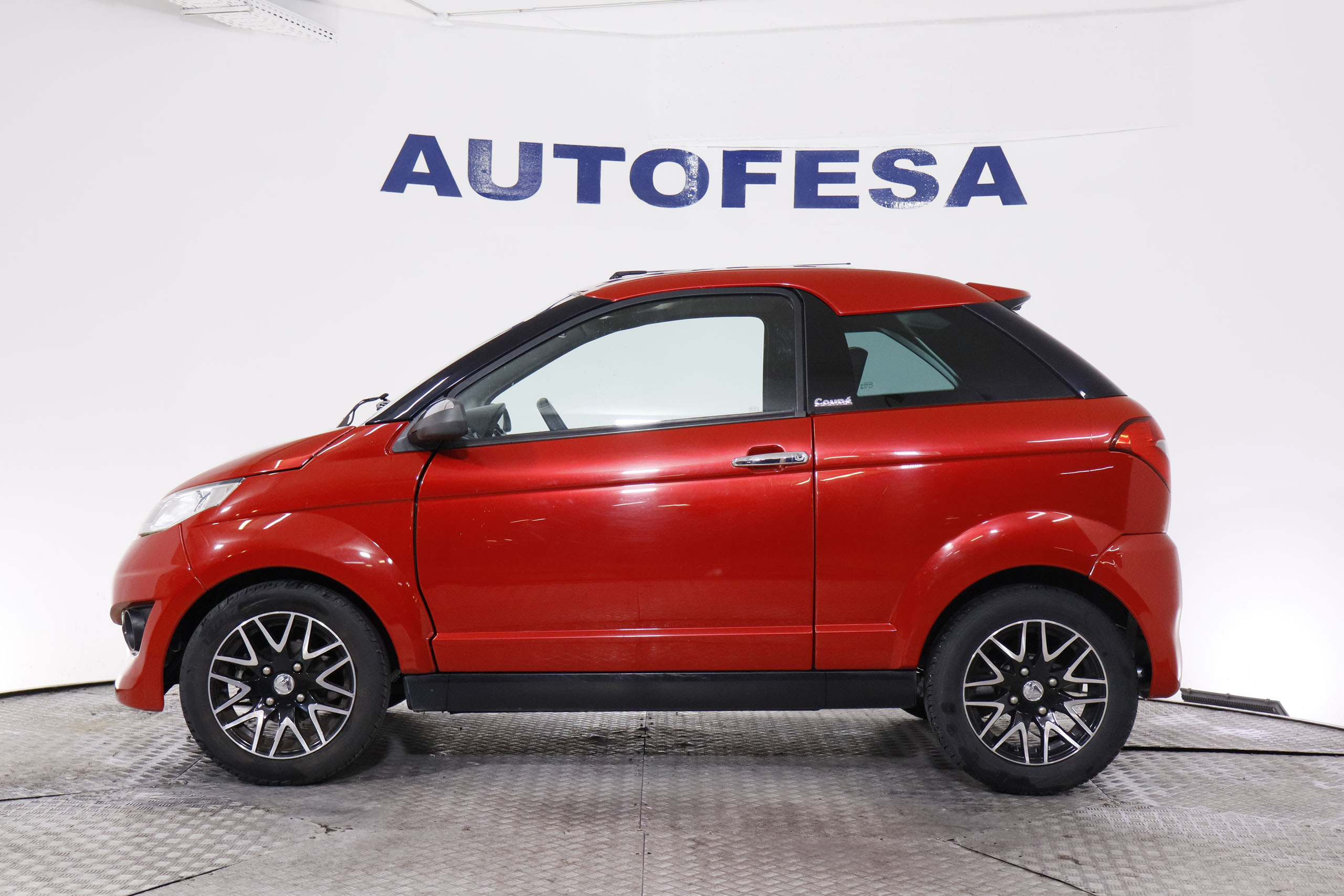 Aixam S8 COUPE S8 COUPE 9CV AUTO 3P # CUERO foto 5