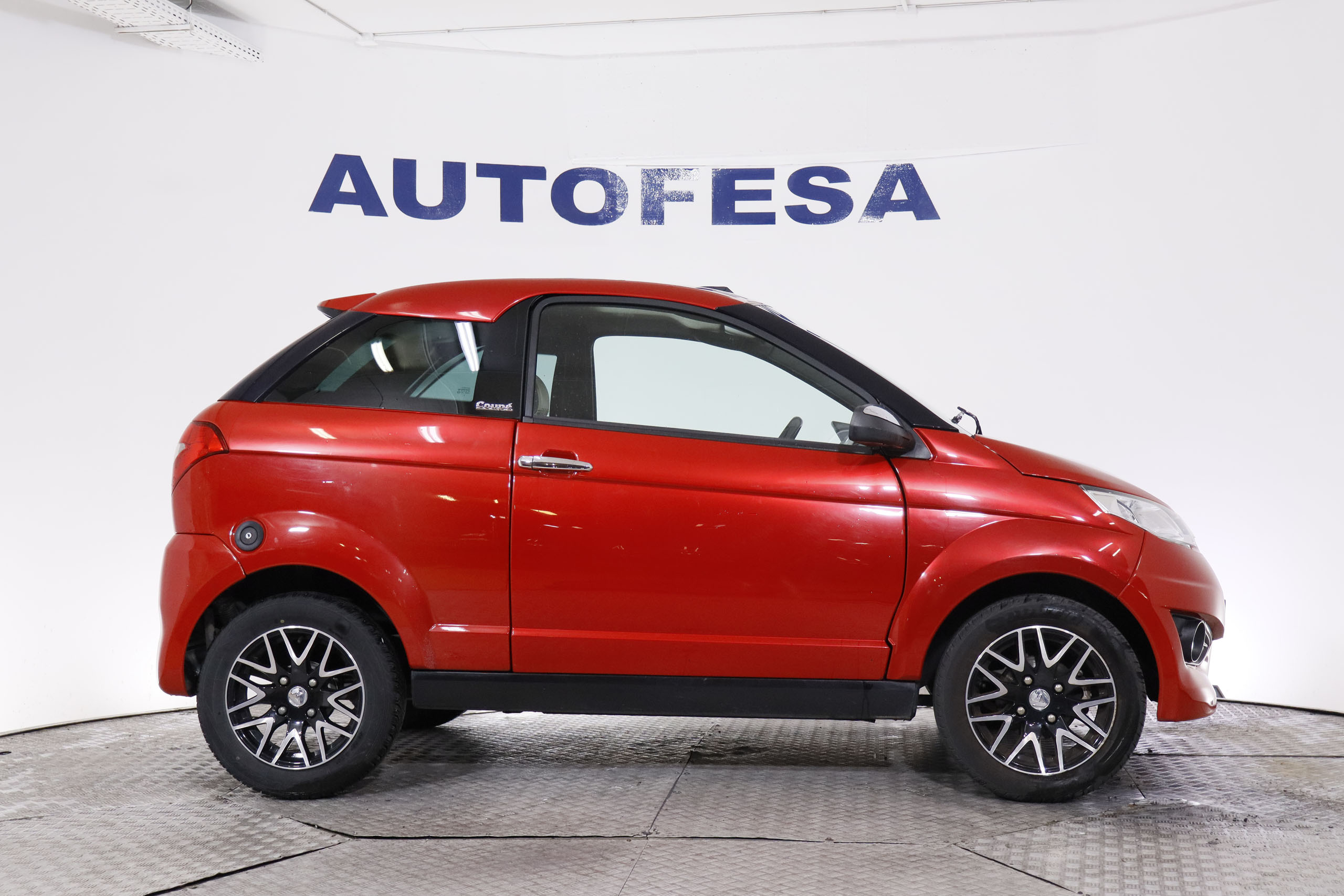 Aixam S8 COUPE S8 COUPE 9CV AUTO 3P # CUERO foto 10