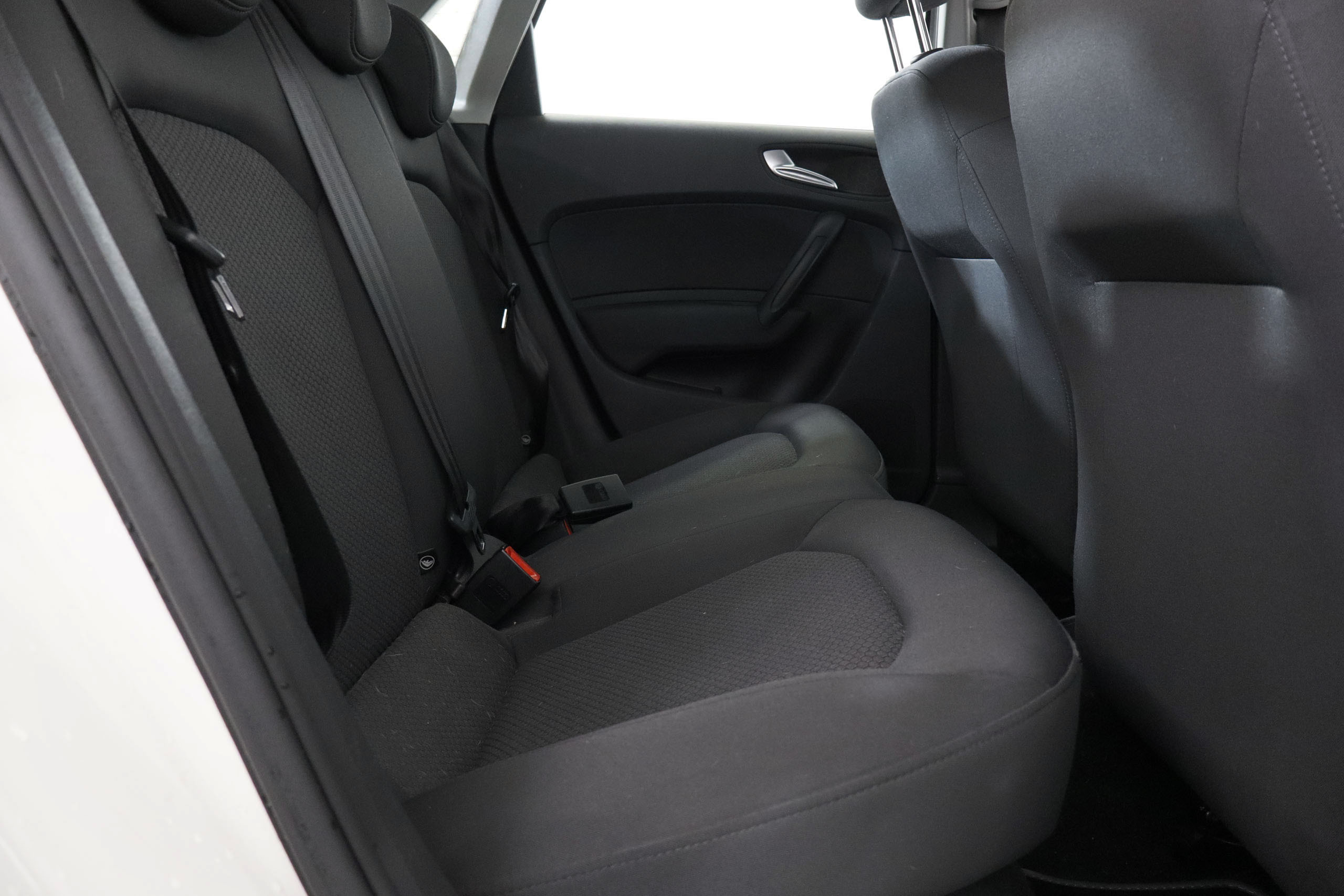 Audi A1 SPOTBACK 1.0 TFSI ULTRA 95CV 5P # NAVY,PARTRONIC foto 23