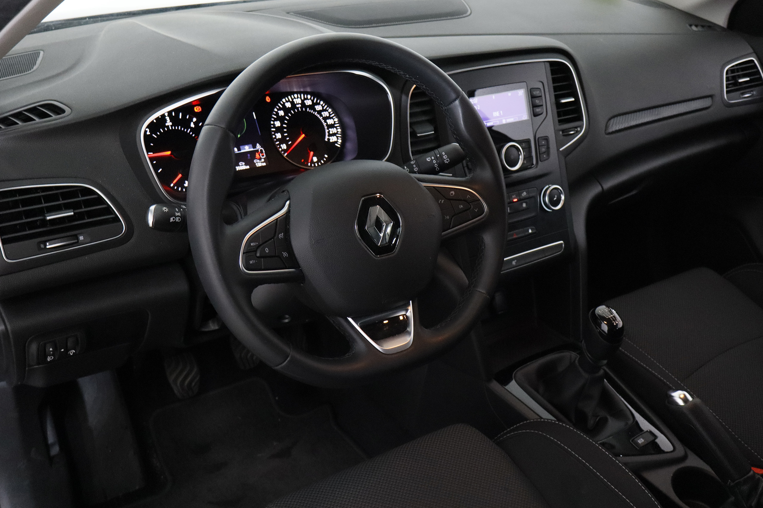 Renault Megane 1.5 BLUE DCI 115CV BUSINESS 5P # BLUETOOTH foto 14