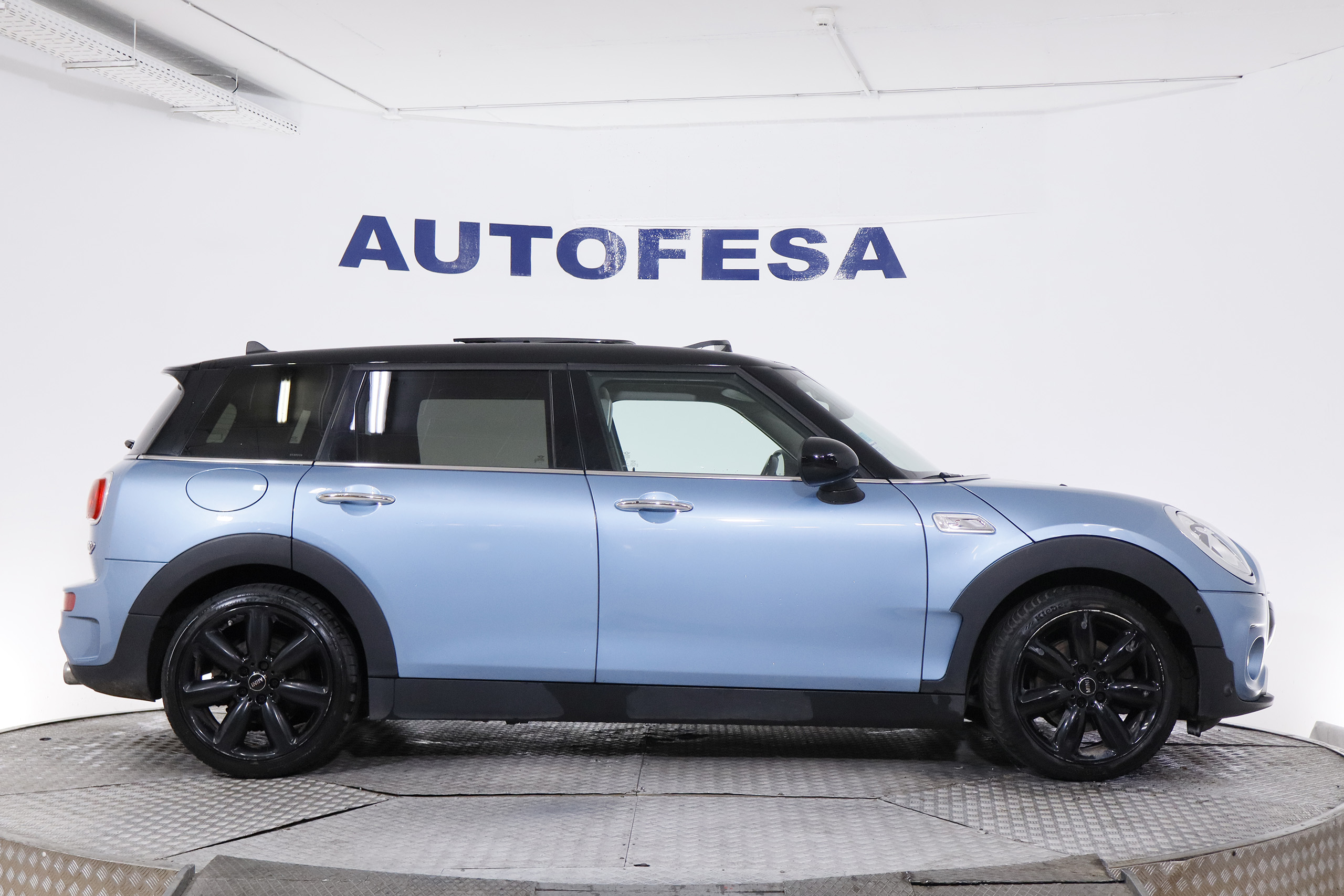 Mini Cooper SD Clubman 2.0 190CV CHILI 5P # TECHO ELE PANORAMICO, NAVY, CUERO foto 10