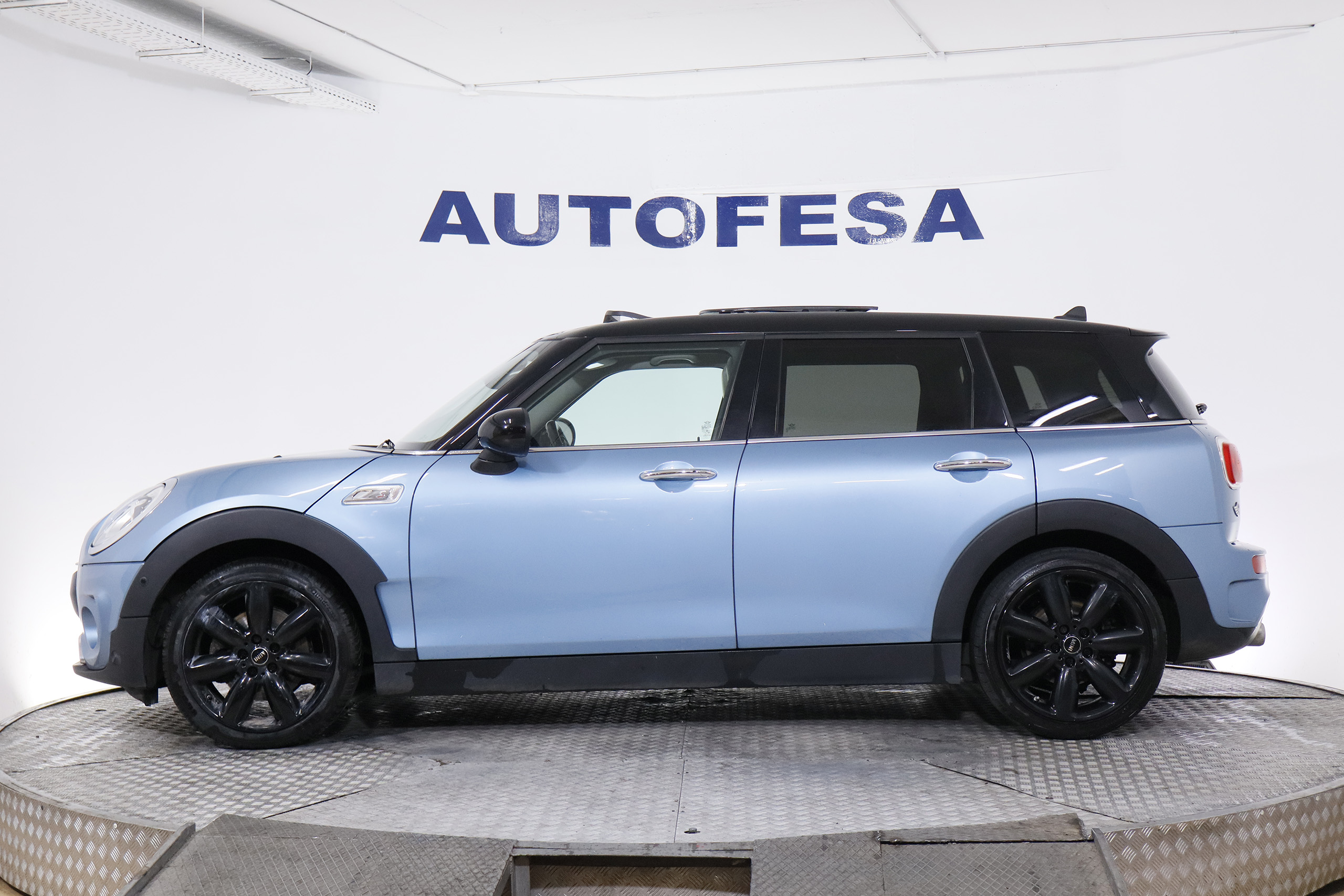 Mini Cooper SD Clubman 2.0 190CV CHILI 5P # TECHO ELE PANORAMICO, NAVY, CUERO foto 5