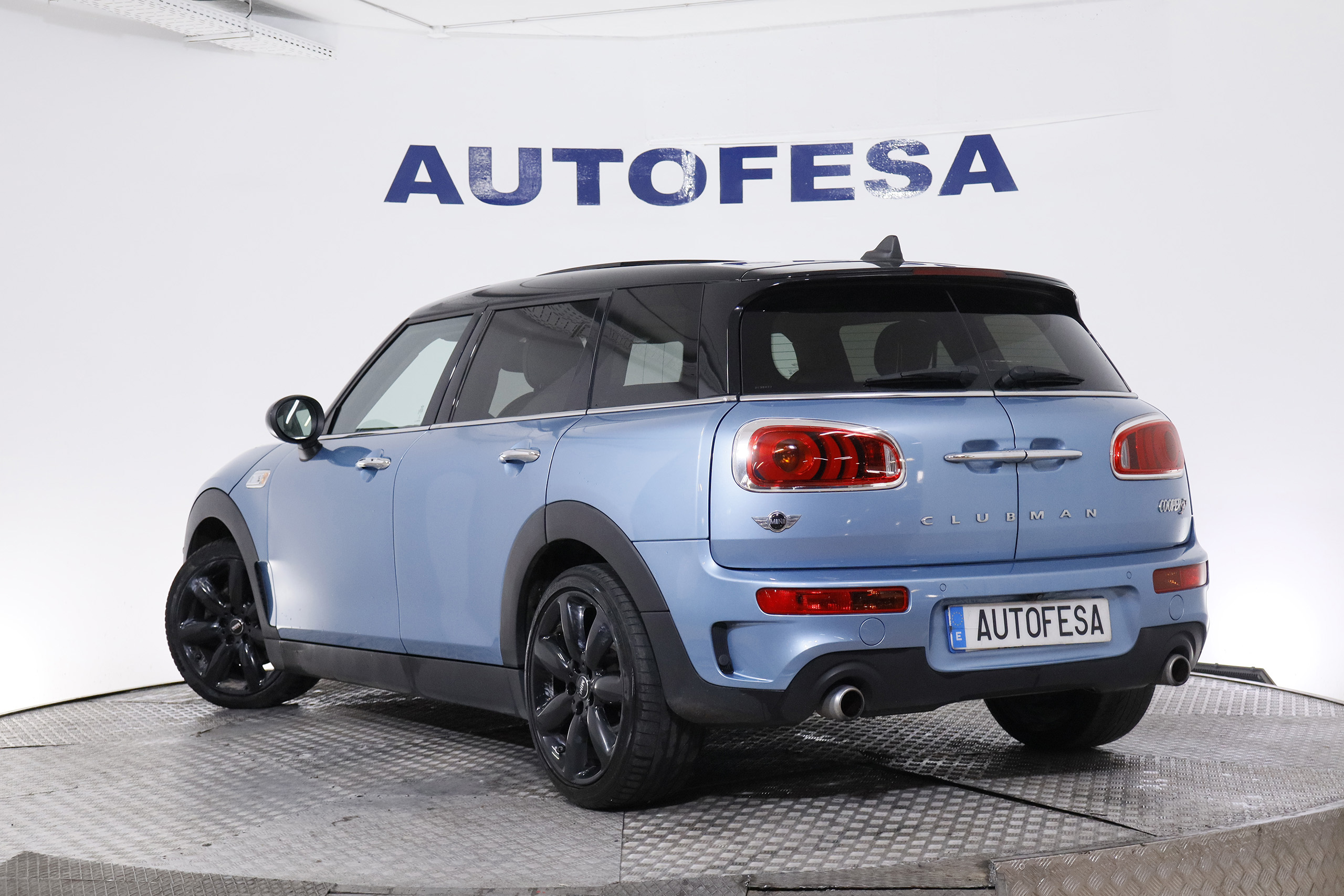 Mini Cooper SD Clubman 2.0 190CV CHILI 5P # TECHO ELE PANORAMICO, NAVY, CUERO foto 6