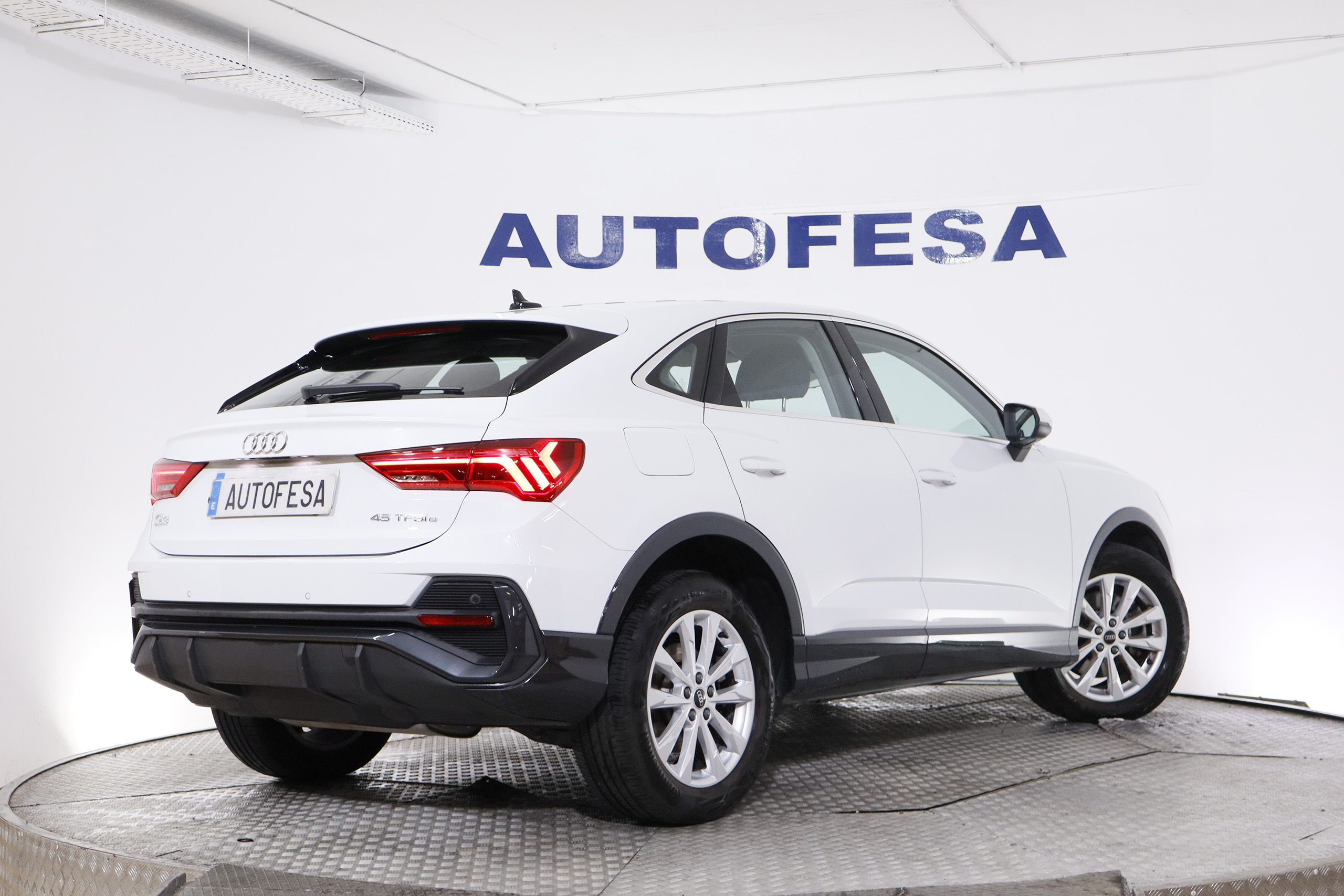 Audi Q3 SPORTBACK 45 TFSIE S-TRONIC ADVANCED 245CV AUTO 5P # GARANTIA FAB 08/2026, IVA DEDUCIBLE, NAVY foto 9