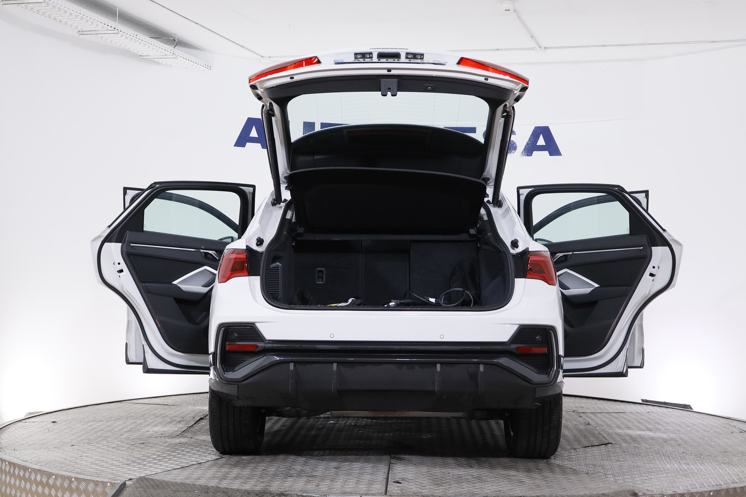 Audi Q3 SPORTBACK 45 TFSIE S-TRONIC ADVANCED 245CV AUTO 5P # GARANTIA FAB 08/2026, IVA DEDUCIBLE, NAVY foto 13