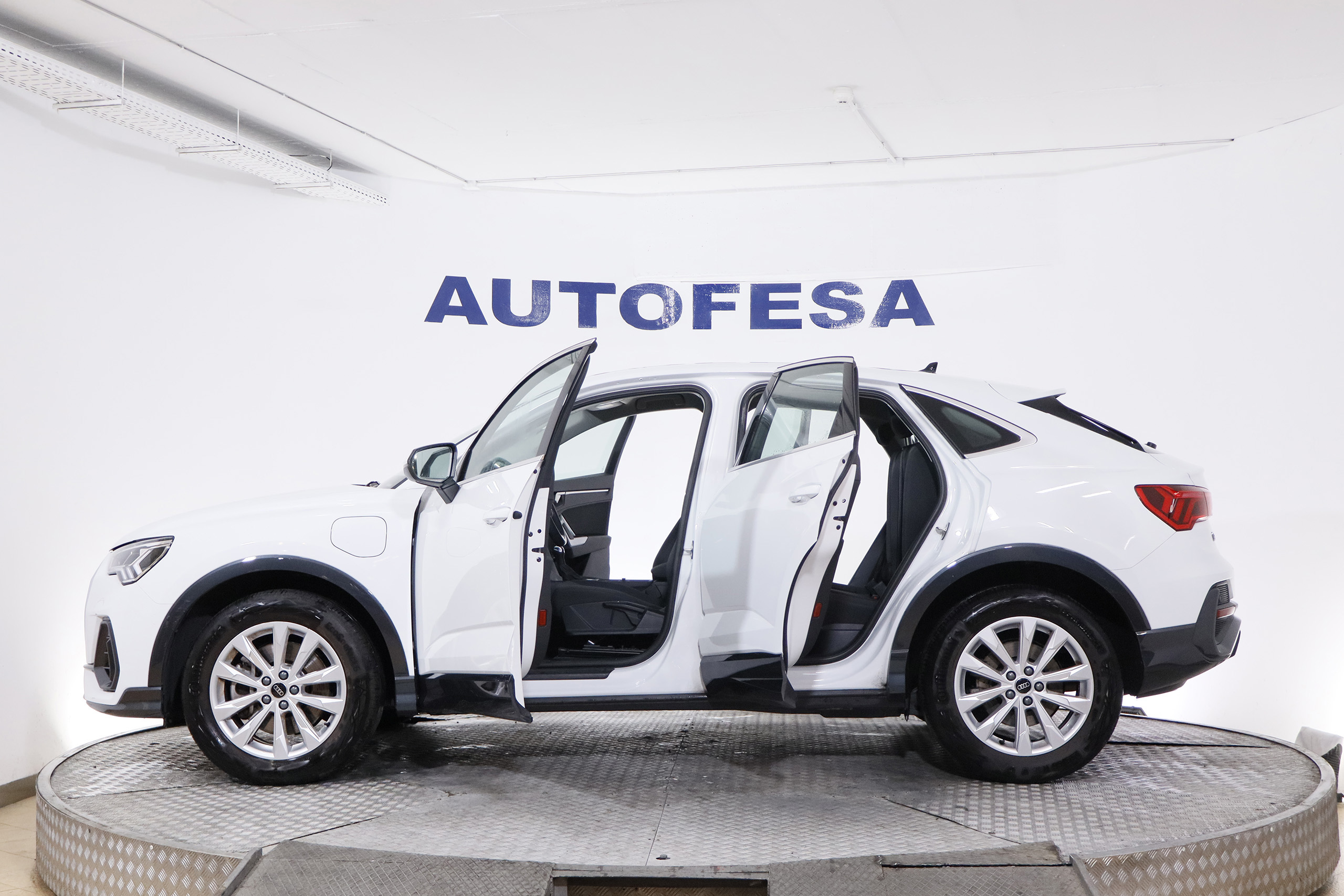 Audi Q3 SPORTBACK 45 TFSIE S-TRONIC ADVANCED 245CV AUTO 5P # GARANTIA FAB 08/2026, IVA DEDUCIBLE, NAVY foto 11