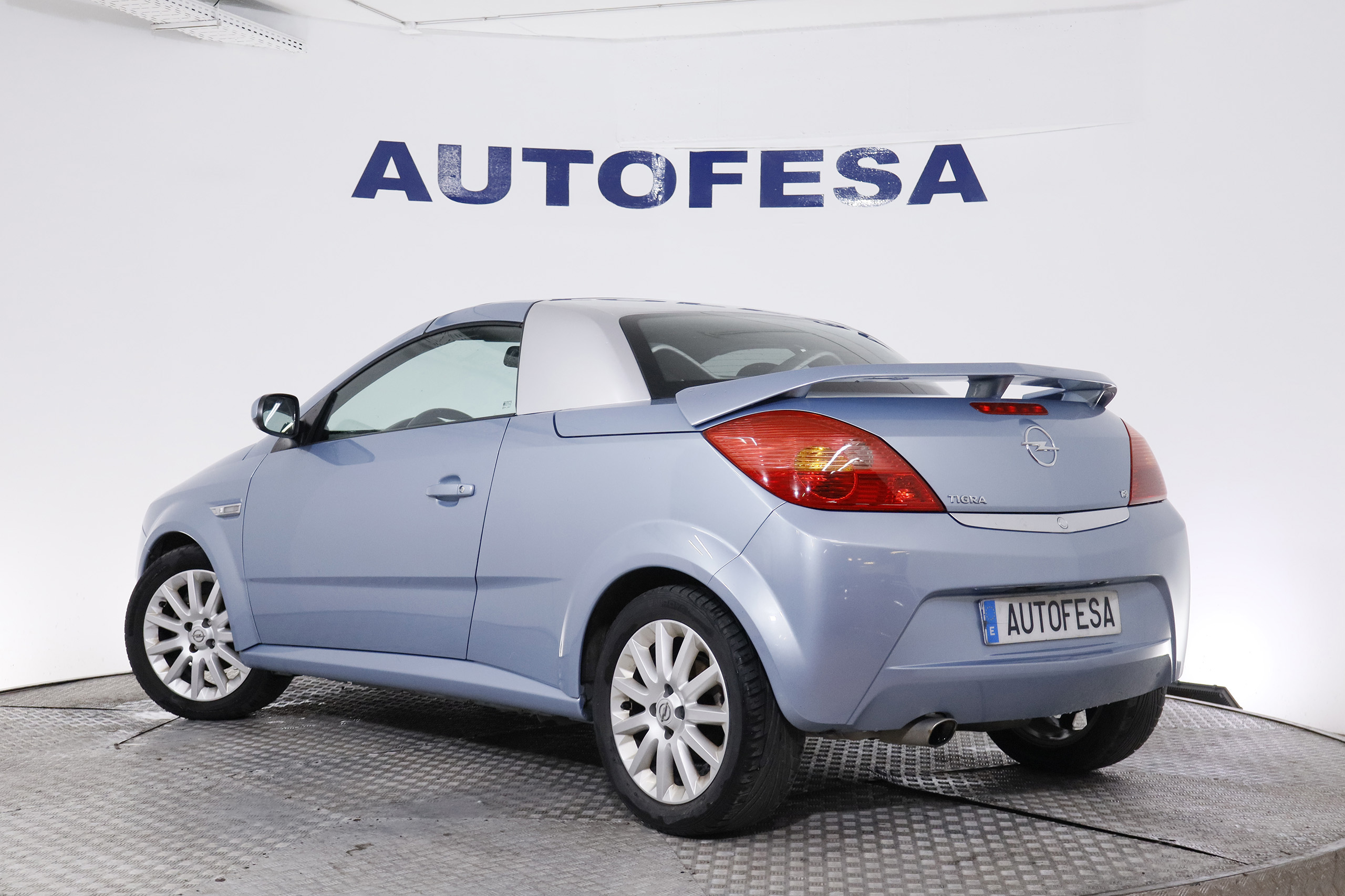 Opel Tigra CABRIO TWINTOP 1.8 16V 125CV SPORT 2P foto 10