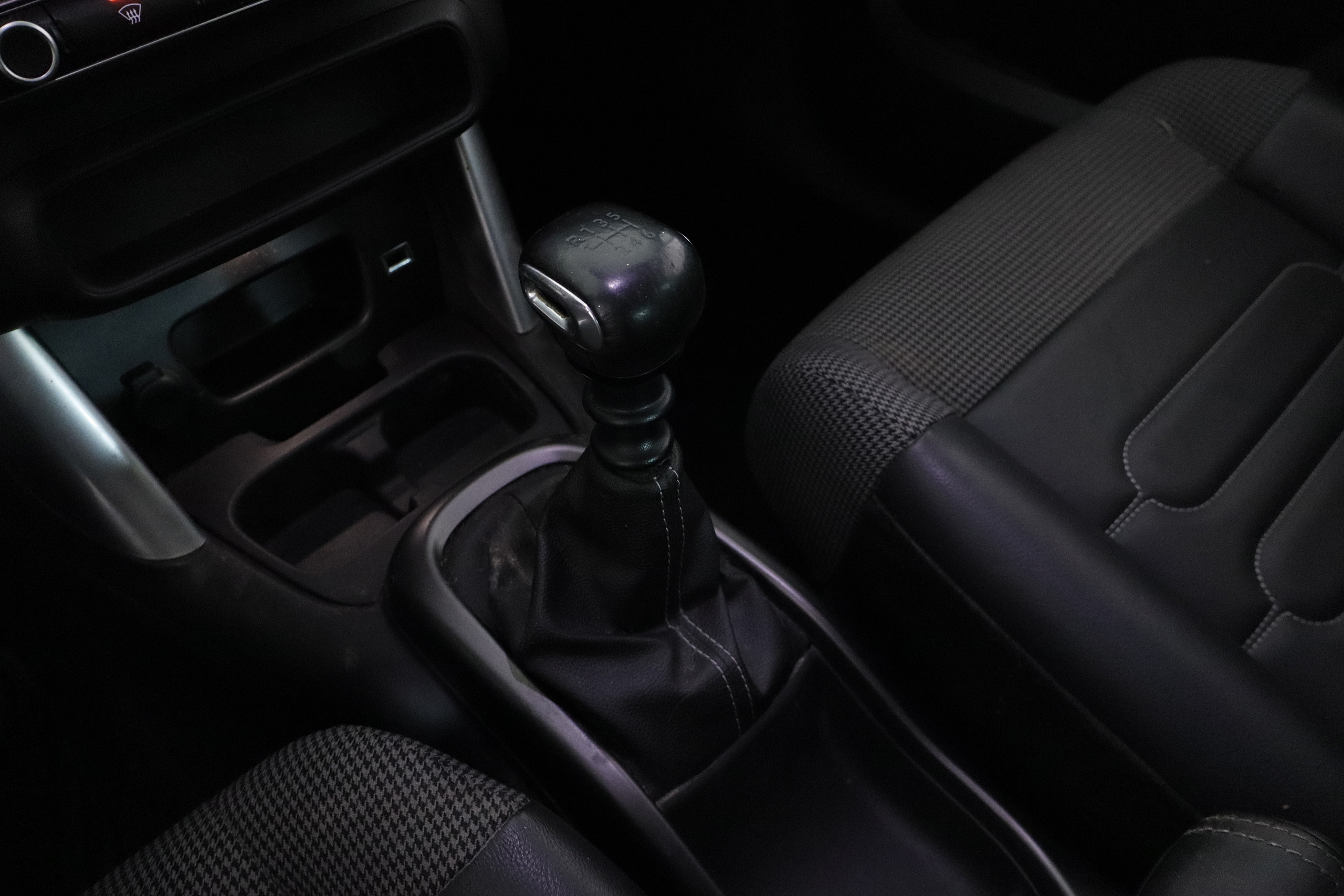 Citroen C3 Aircross 1.5HDI 100CV SHINE BUSINESS 5P # NAVY, PARKTRONIC foto 18