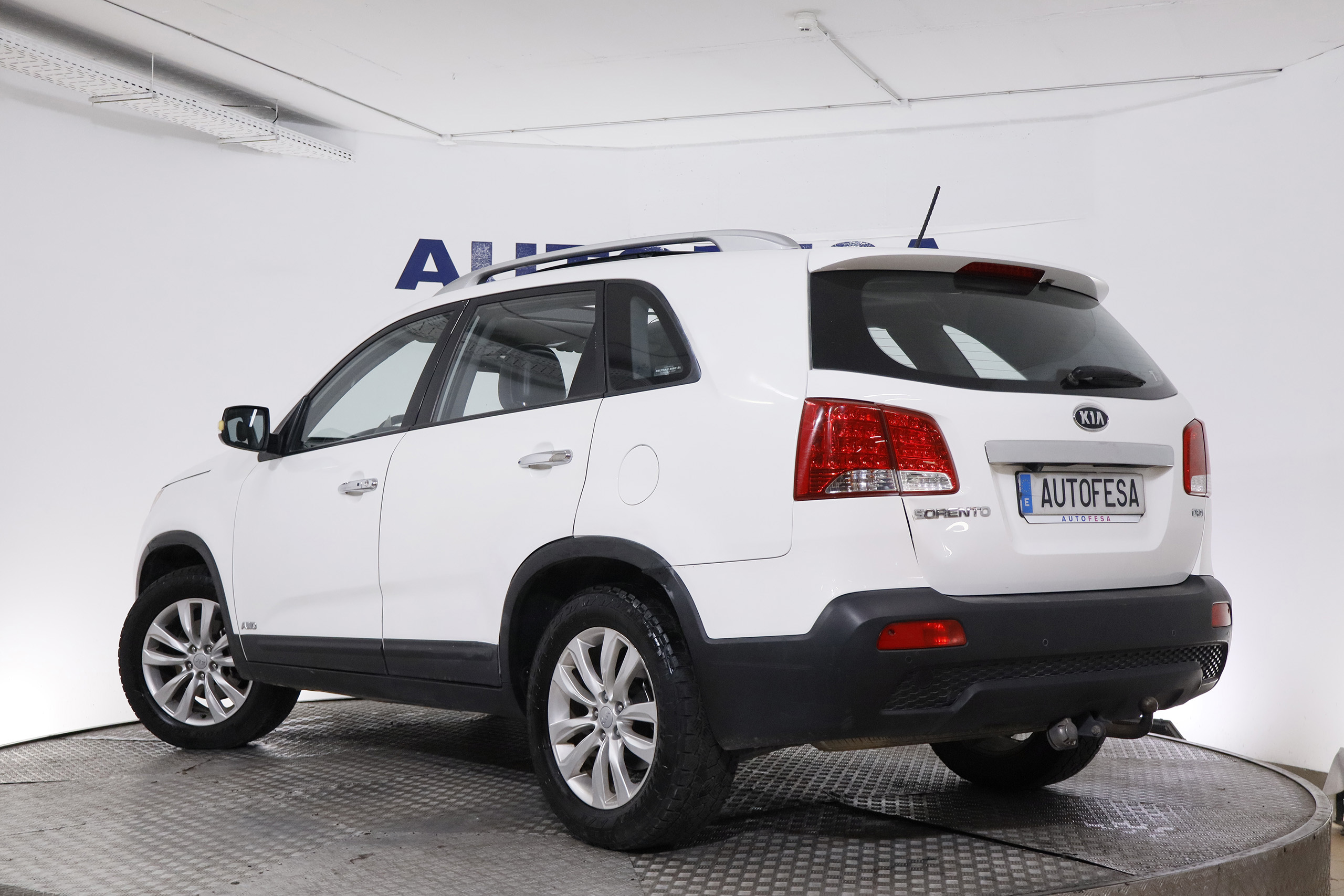 Kia Sorento 2.2 CRDI 197CV  EMOTION AWD AUTO 5P # TECHO ELE PANORAMICO, BOLA, NAVY, CUERO foto 6