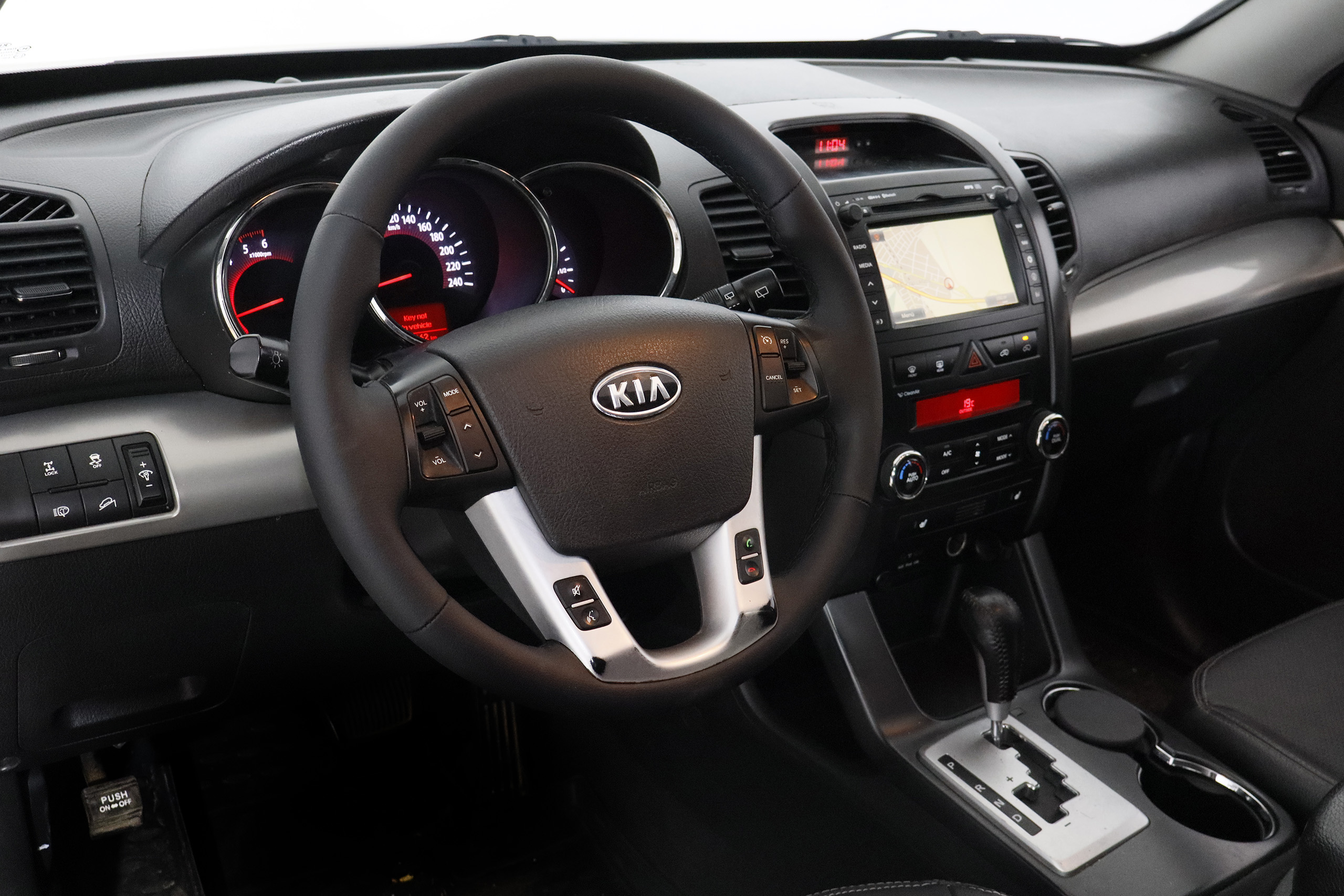 Kia Sorento 2.2 CRDI 197CV  EMOTION AWD AUTO 5P # TECHO ELE PANORAMICO, BOLA, NAVY, CUERO foto 14