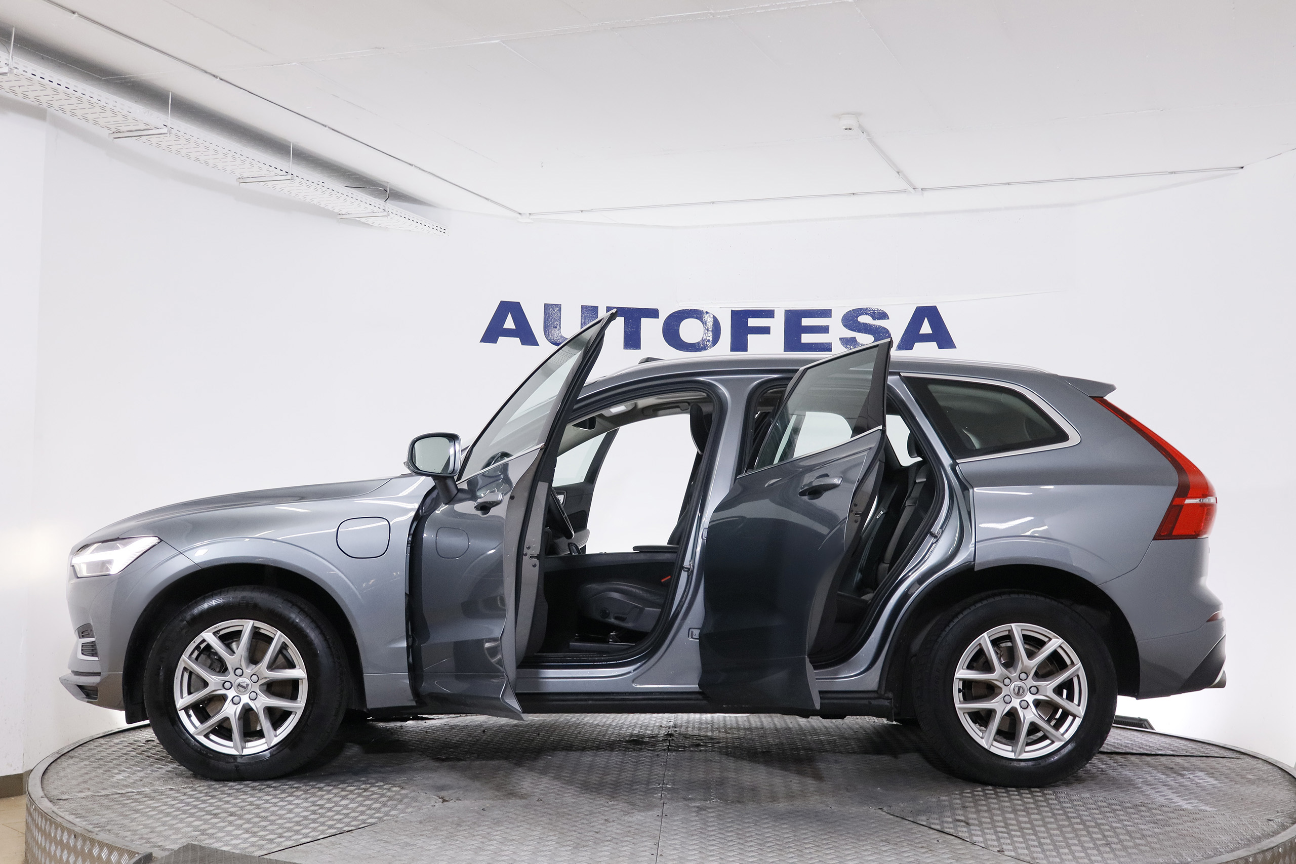 Volvo Xc 60 2.0 T8 HIBRIDO ENCHUFABLE 408CV BUSINESS PLUS AWD AUTO 5P # IVA DEDUCIBLE, TECHO ELE PANORAMICO, NAVY foto 11