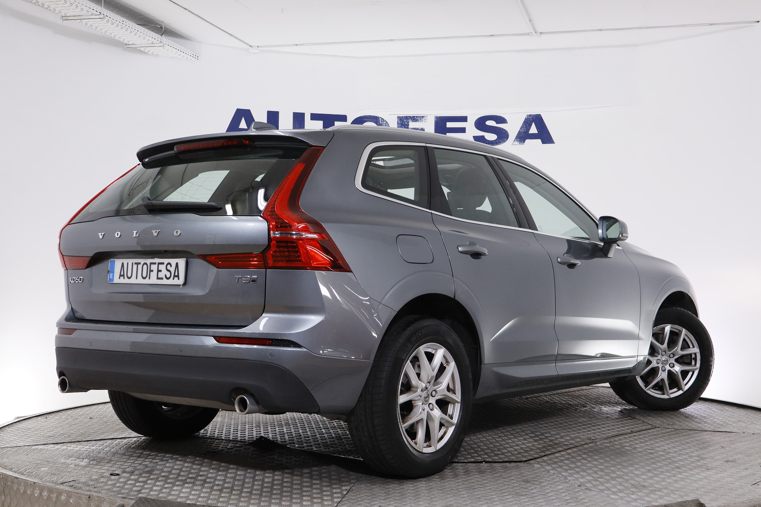 Volvo Xc 60 2.0 T8 HIBRIDO ENCHUFABLE 408CV BUSINESS PLUS AWD AUTO 5P # IVA DEDUCIBLE, TECHO ELE PANORAMICO, NAVY foto 9