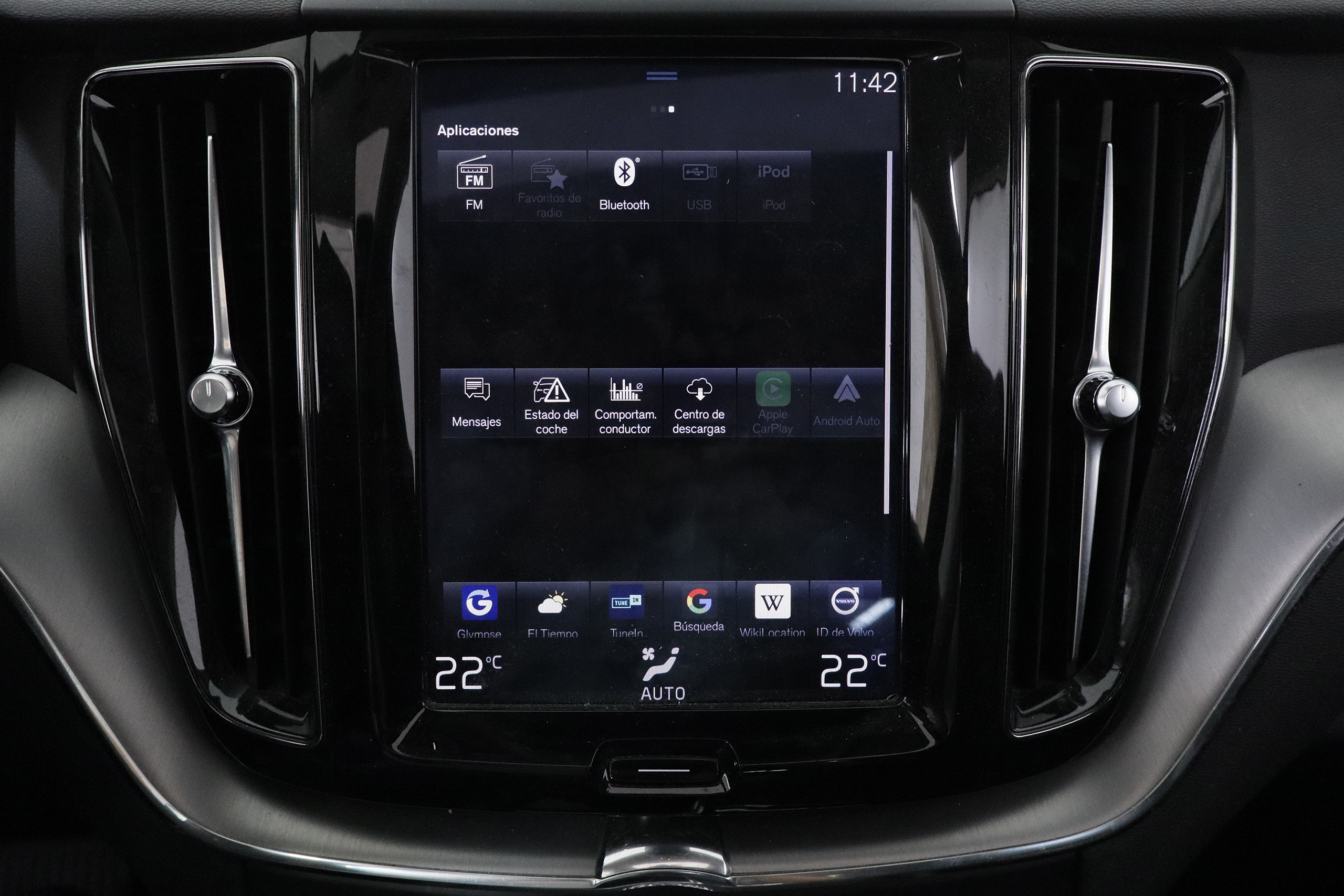 Volvo Xc 60 2.0 T8 HIBRIDO ENCHUFABLE 408CV BUSINESS PLUS AWD AUTO 5P # IVA DEDUCIBLE, TECHO ELE PANORAMICO, NAVY foto 24