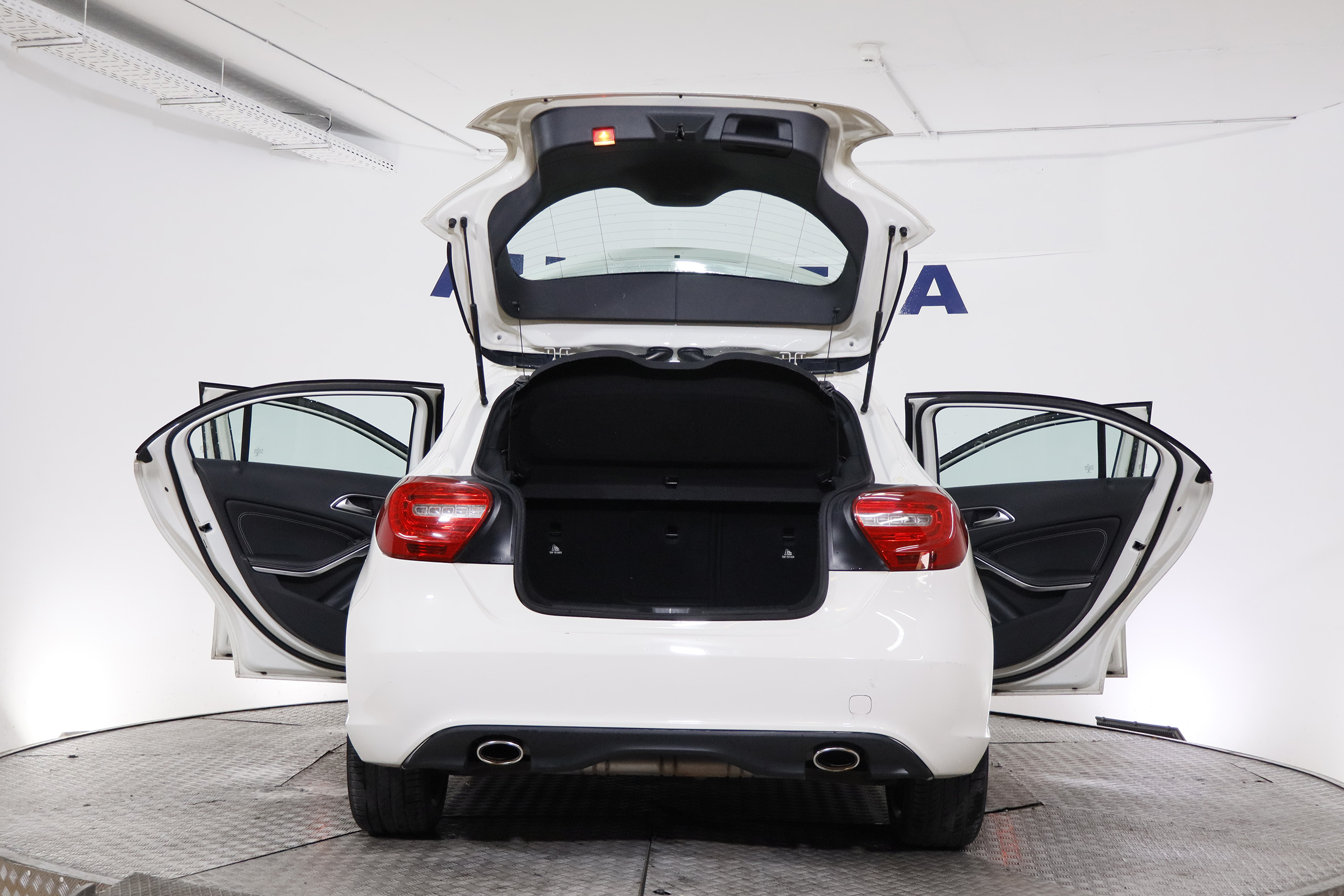 Mercedes-benz A180 CLASE A 180 CDI 109CV URBAN 5P S/S # BIXENON, BLUETOOTH foto 13