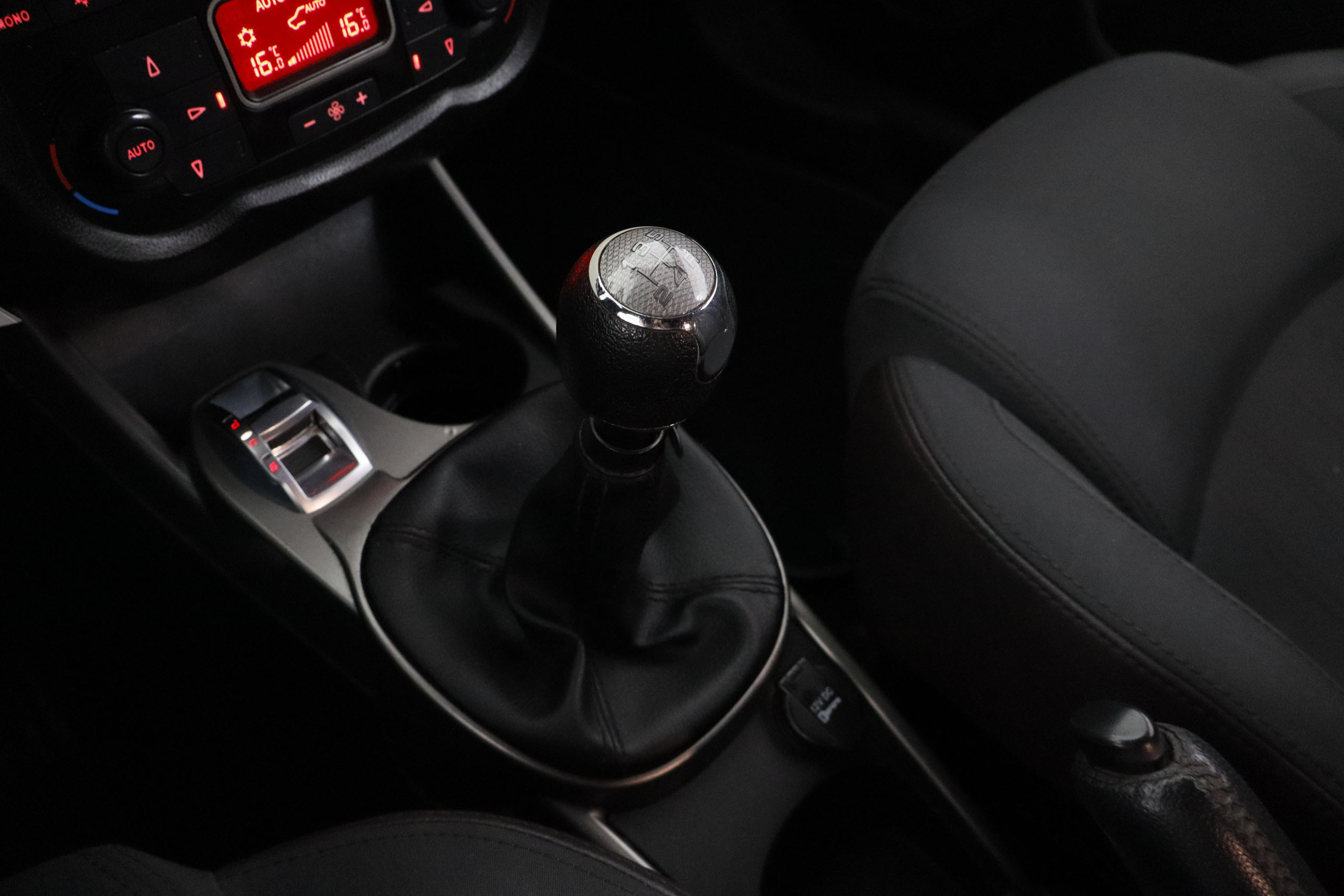 Alfa Romeo Mito 1.3 JTD RACEER 85CV S/S 3P foto 20