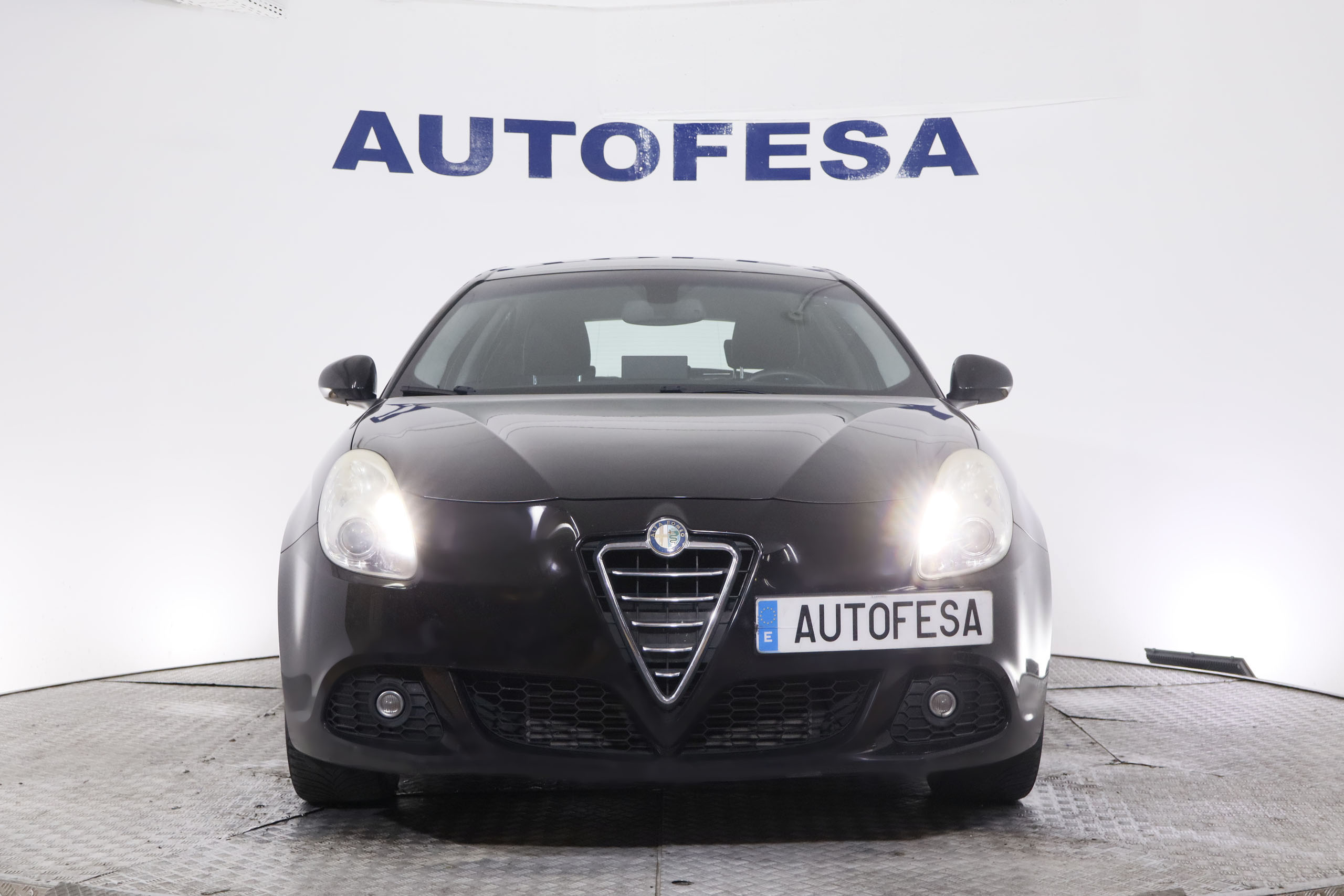 Alfa Romeo Giulietta 2.0 JTDM 140CV 5P # CUERO,PARKTRONIC foto 2