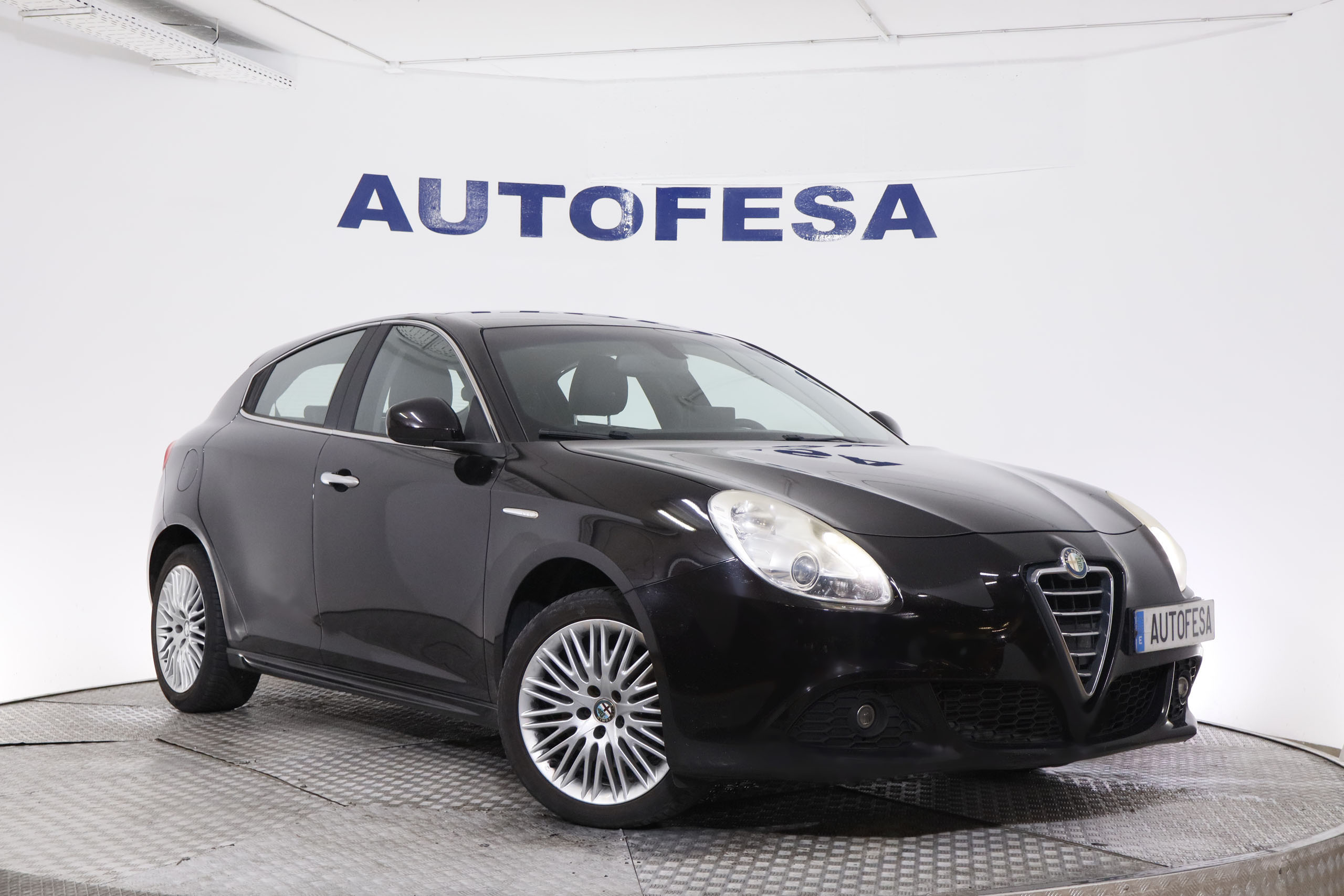 Alfa Romeo Giulietta 2.0 JTDM 140CV 5P # CUERO,PARKTRONIC foto 3