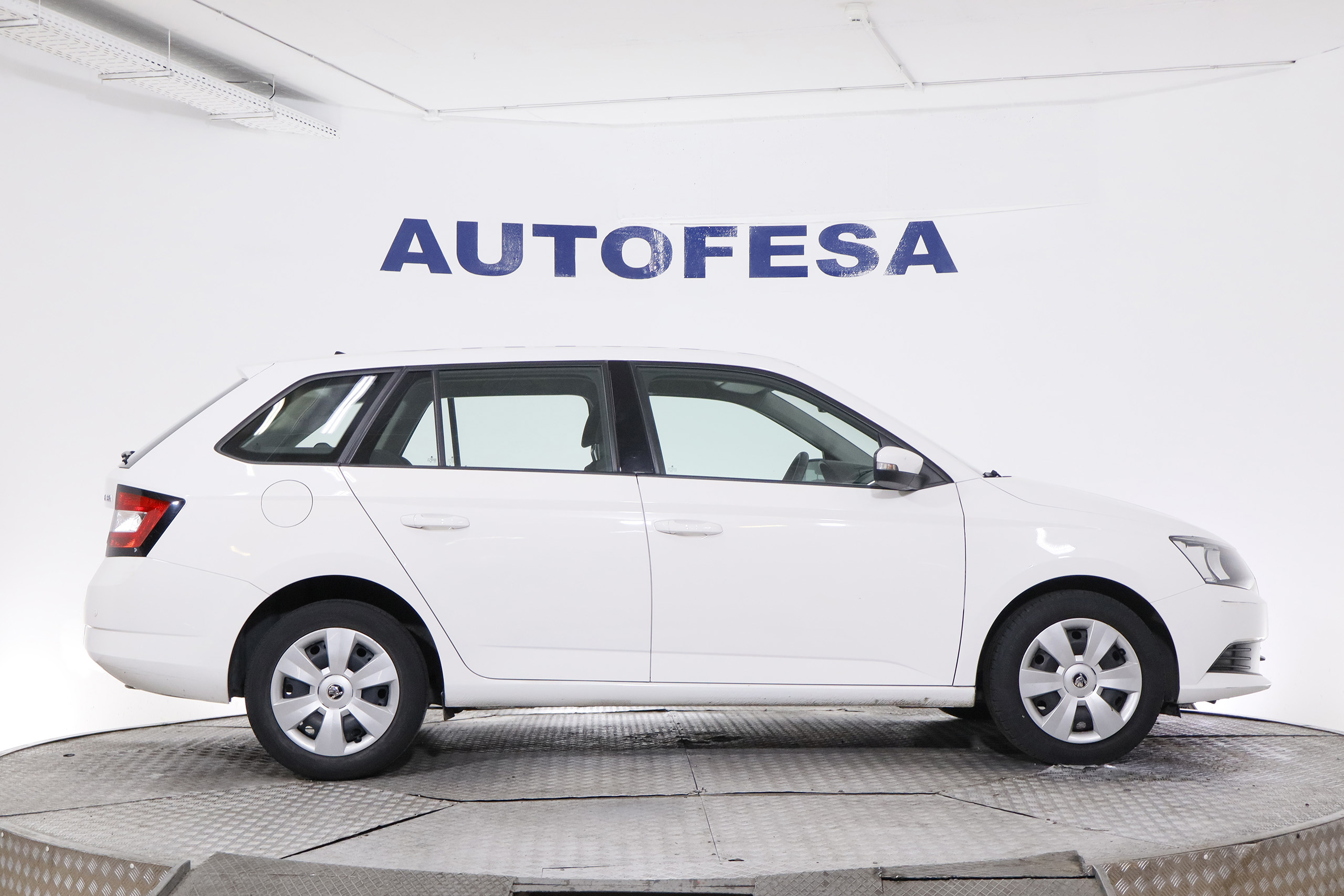 Skoda Fabia 1.0 COMBI 75CV 5P S/S # PARKTRONIC foto 10