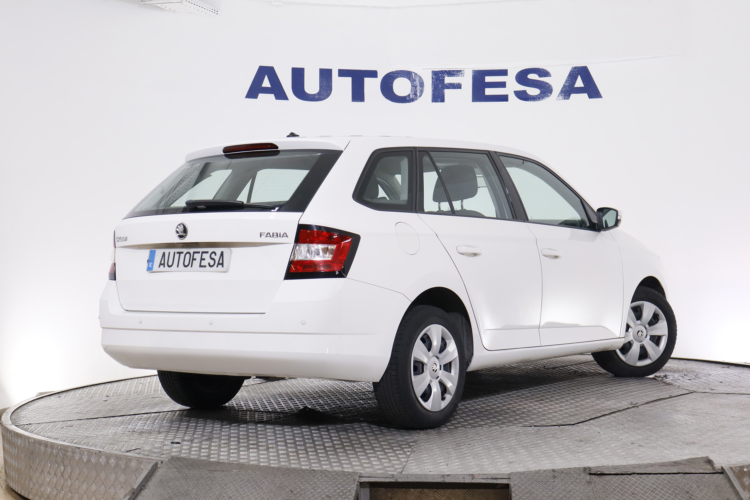 Skoda Fabia 1.0 COMBI 75CV 5P S/S # PARKTRONIC foto 9