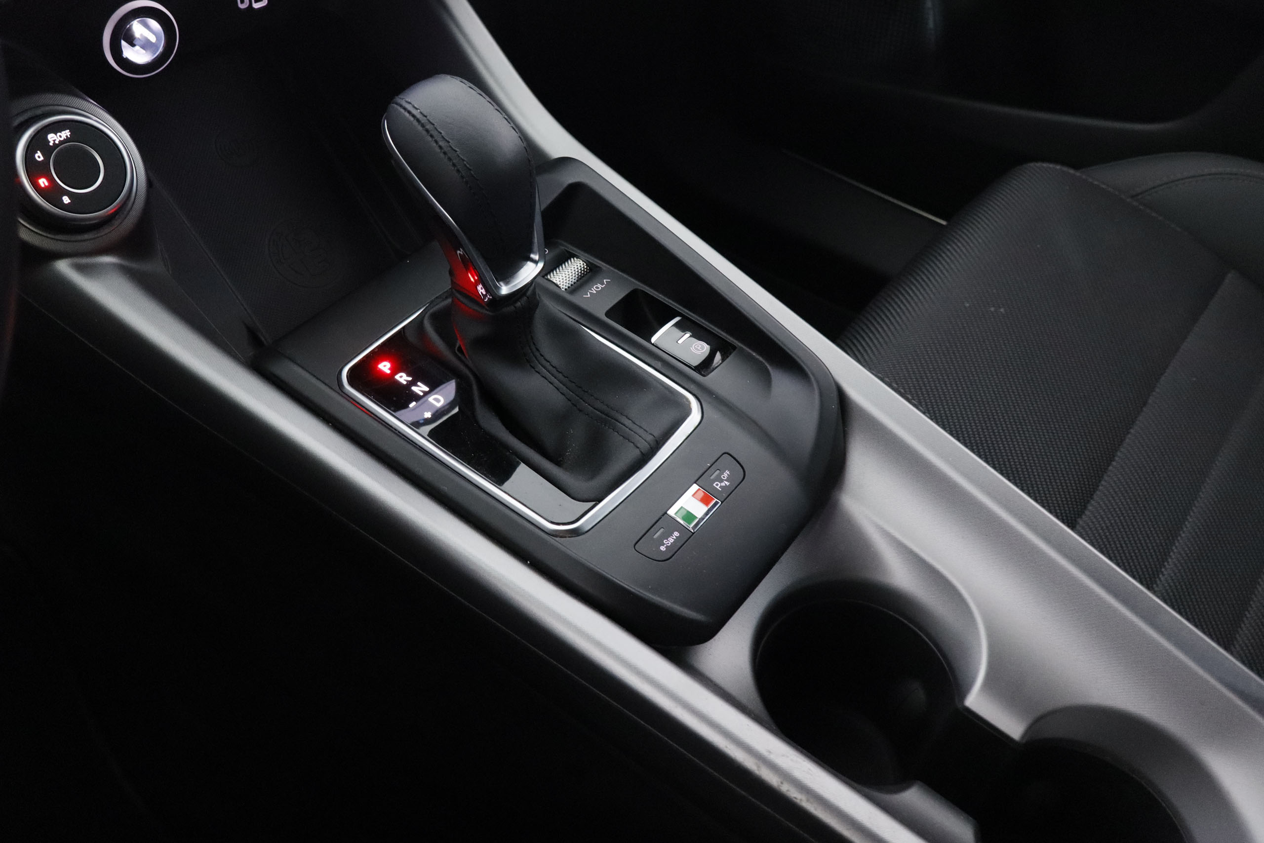 Alfa Romeo Tonale 1.3 MULTI AIR PHEV SPECIALE Q4 AUTO 280CV 5P # IVA DEDUCIBLE,GPS,FAROS LED foto 18