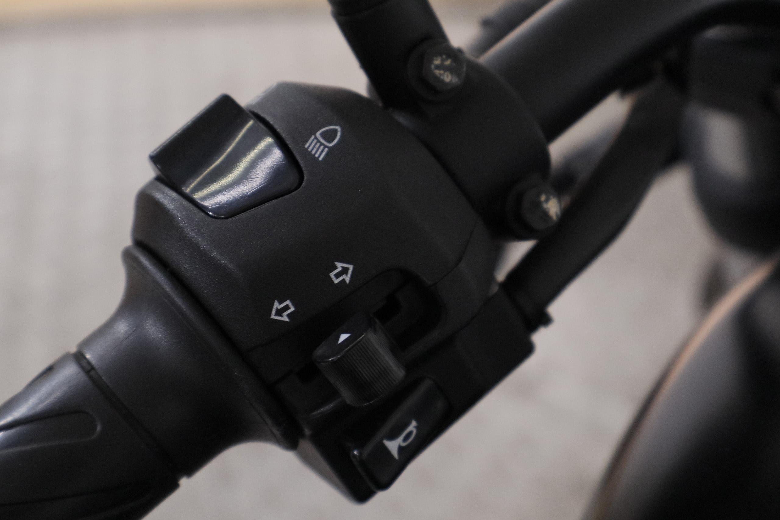 Moto-Guzzi V 7 MOTO GUZZI V7 III BLACK STONE 52CV foto 13