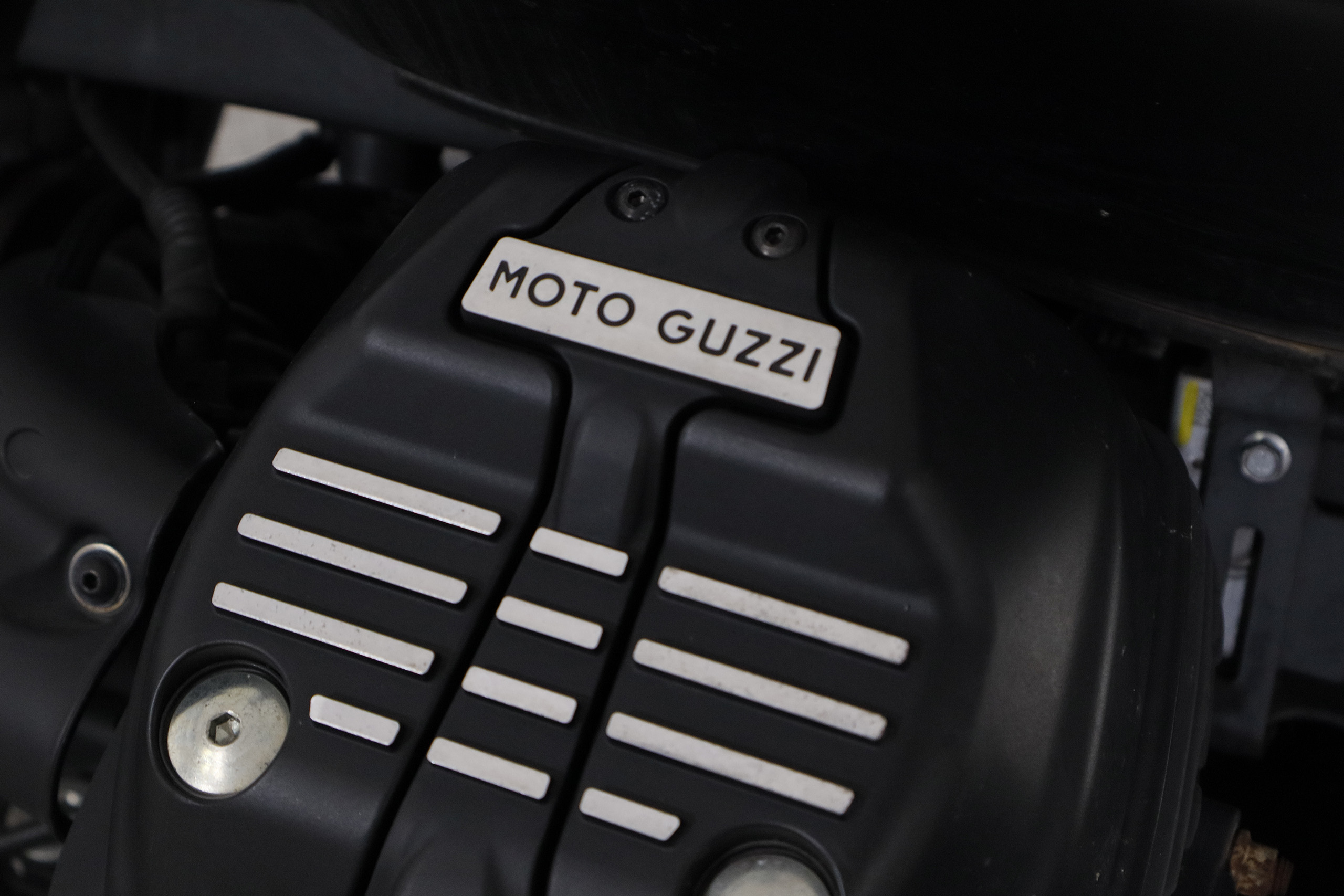 Moto-Guzzi V 7 MOTO GUZZI V7 III BLACK STONE 52CV foto 20