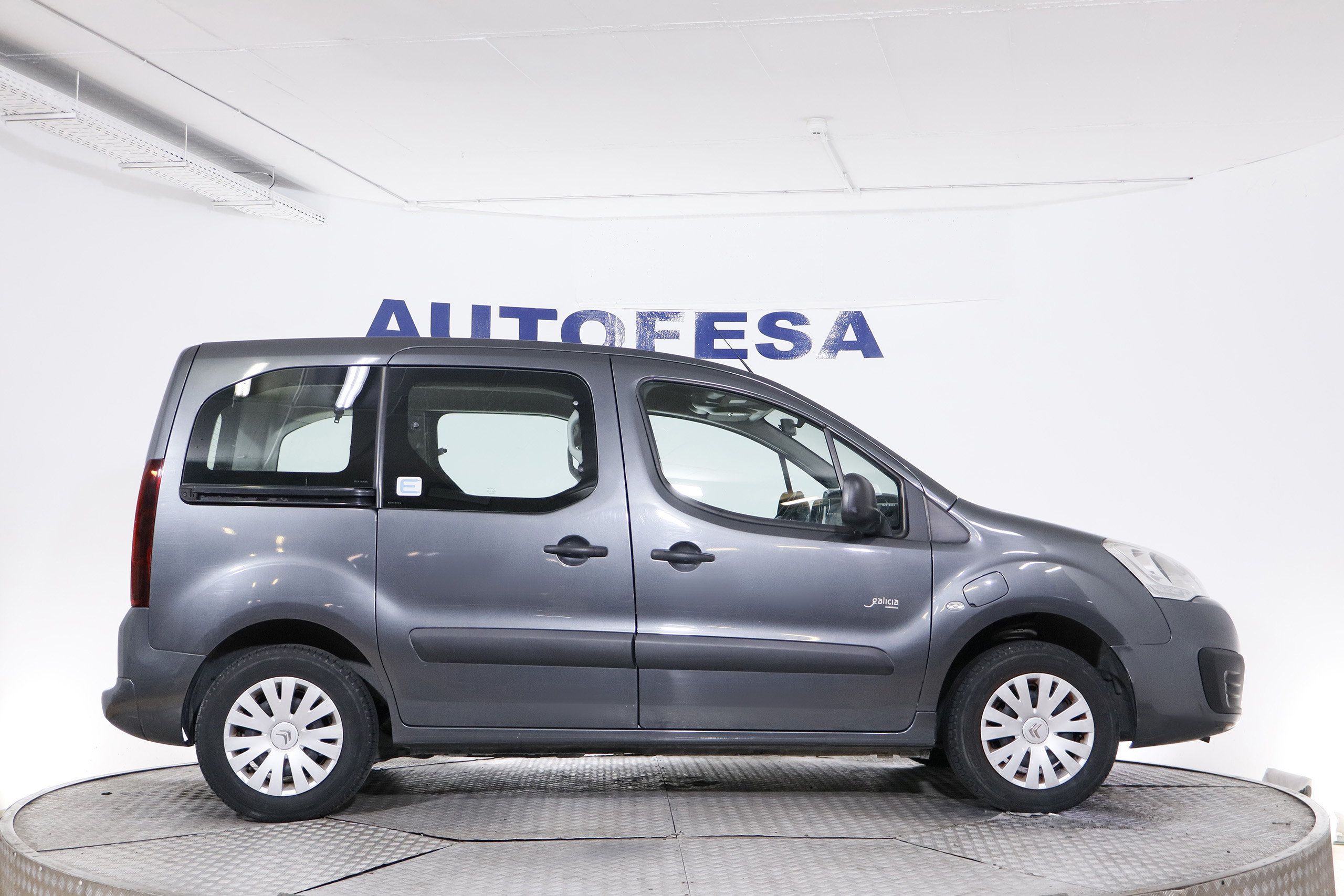 Citroen Berlingo ELECTRICO MULTISPACE TALLA M FEEL 67CV AUTO 5P # NAVY foto 10