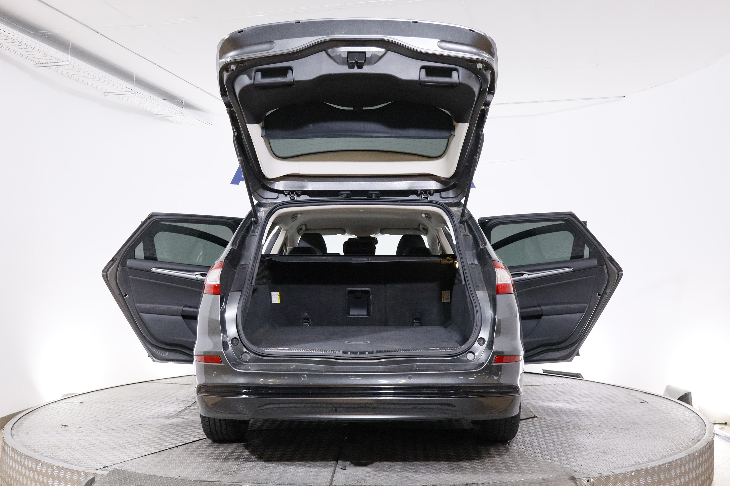 Ford Mondeo 1.5 ECOBOOST 160CV TITANIUM SPORTBREAK 5P S/S # NAVY, CUERO foto 13