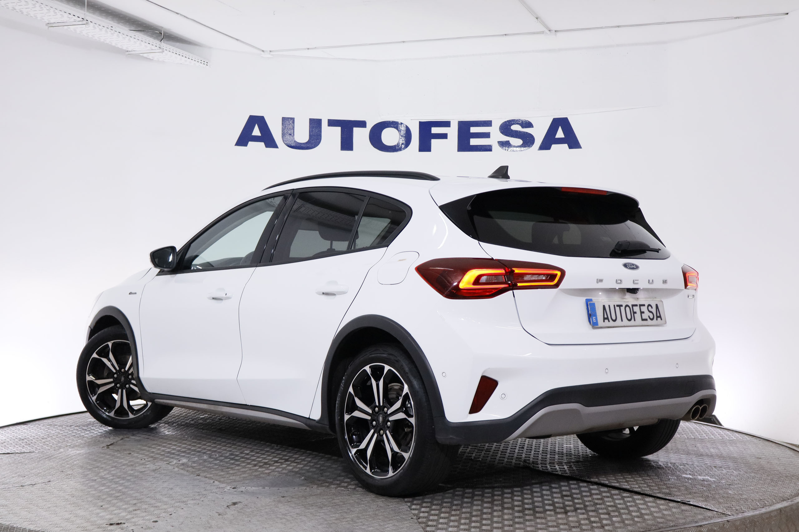 Ford Focus ACTIVE 1.0 ECOBOOST MHEV STYLE 155CV 5P # IVA DEDUCIBLE,PARKTRONIC foto 6