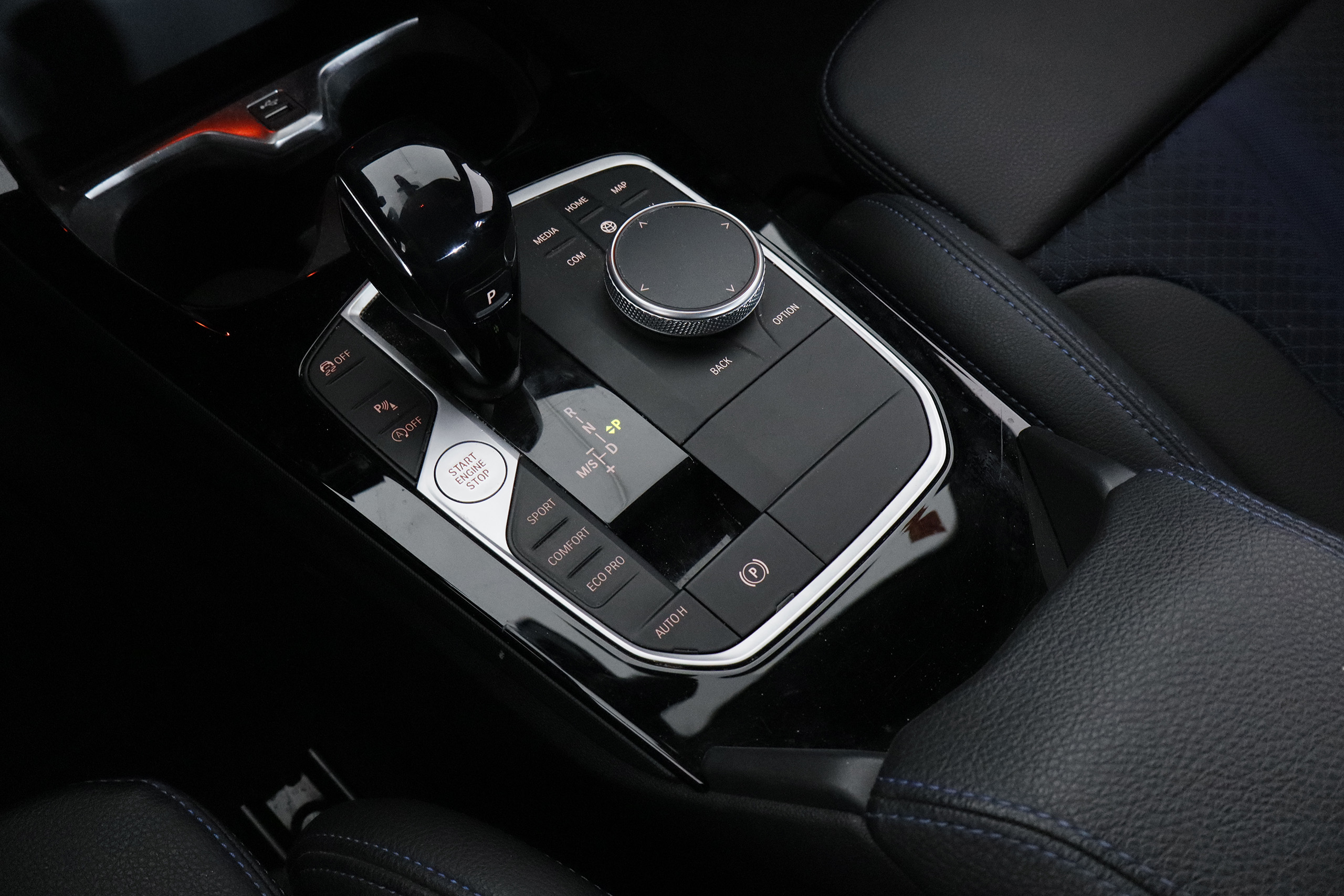 BMW 218 SERIE 2 218D GRAN COUPE 150CV AUTO PACK M 4P S/S # NAVY, PARKTRONIC, FAROS LED foto 19