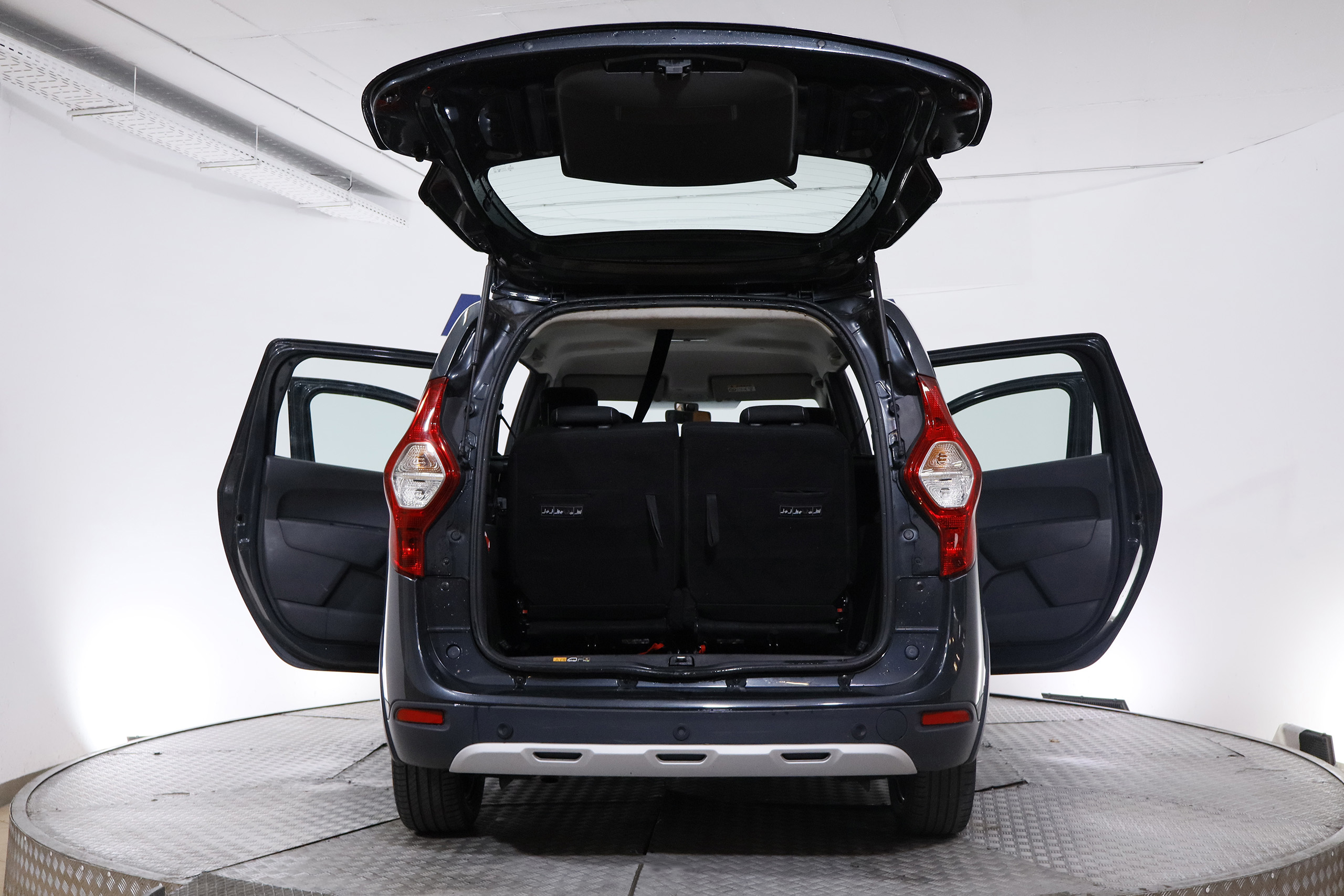 Dacia Lodgy 1.5 BLUE DCI 115CV STEPWAY 7PLAZAS 5P # PARKTRONIC foto 13