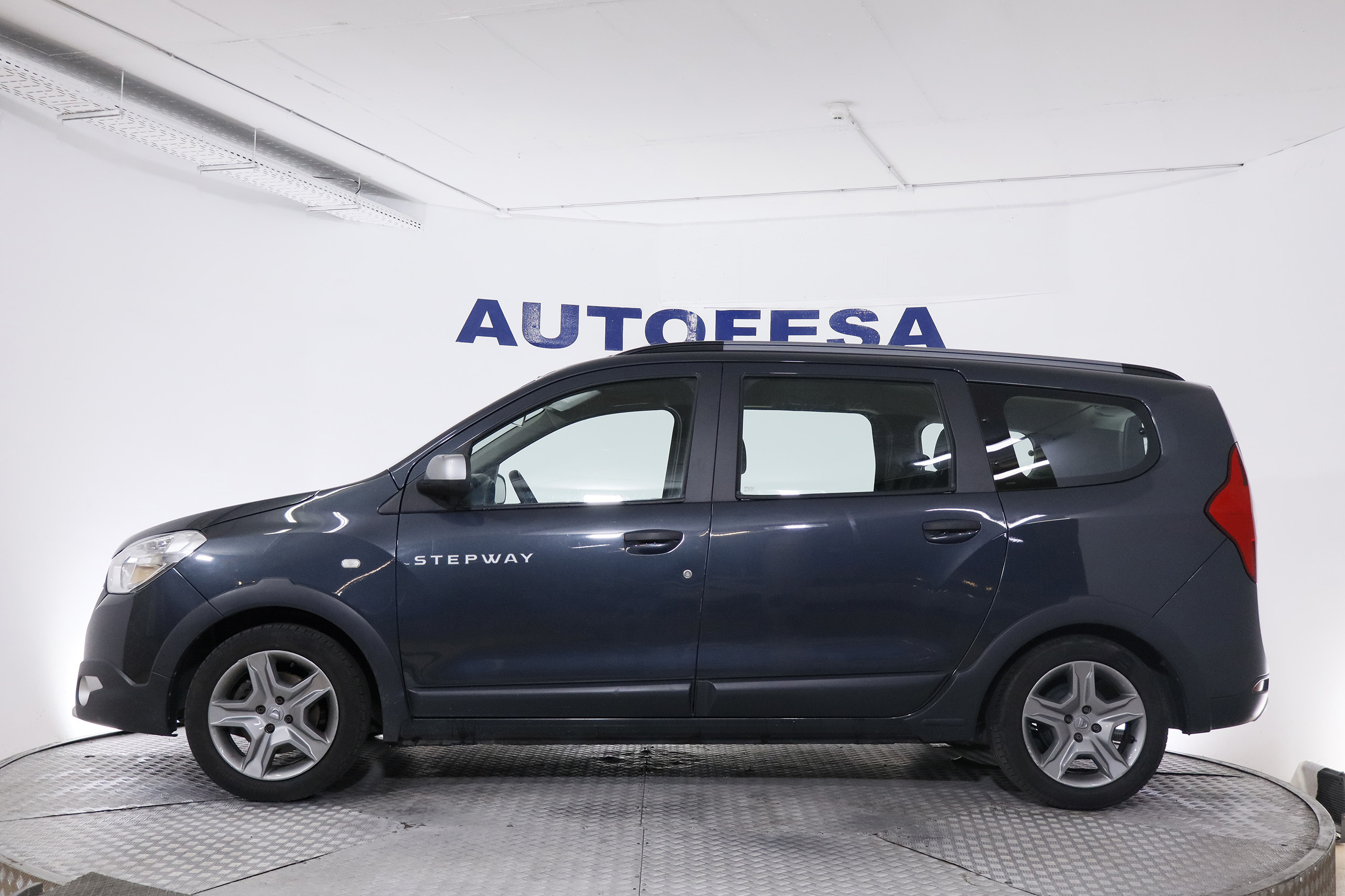 Dacia Lodgy 1.5 BLUE DCI 115CV STEPWAY 7PLAZAS 5P # PARKTRONIC foto 5