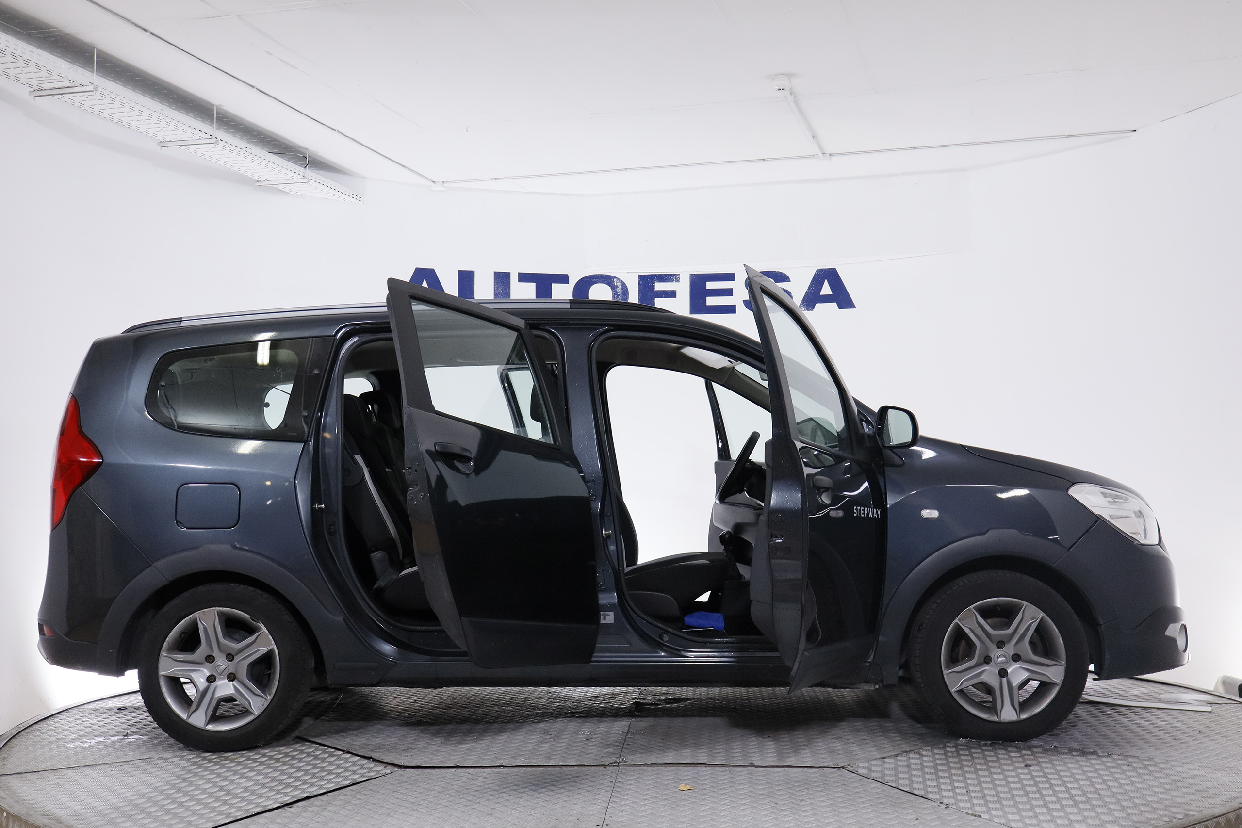 Dacia Lodgy 1.5 BLUE DCI 115CV STEPWAY 7PLAZAS 5P # PARKTRONIC foto 11