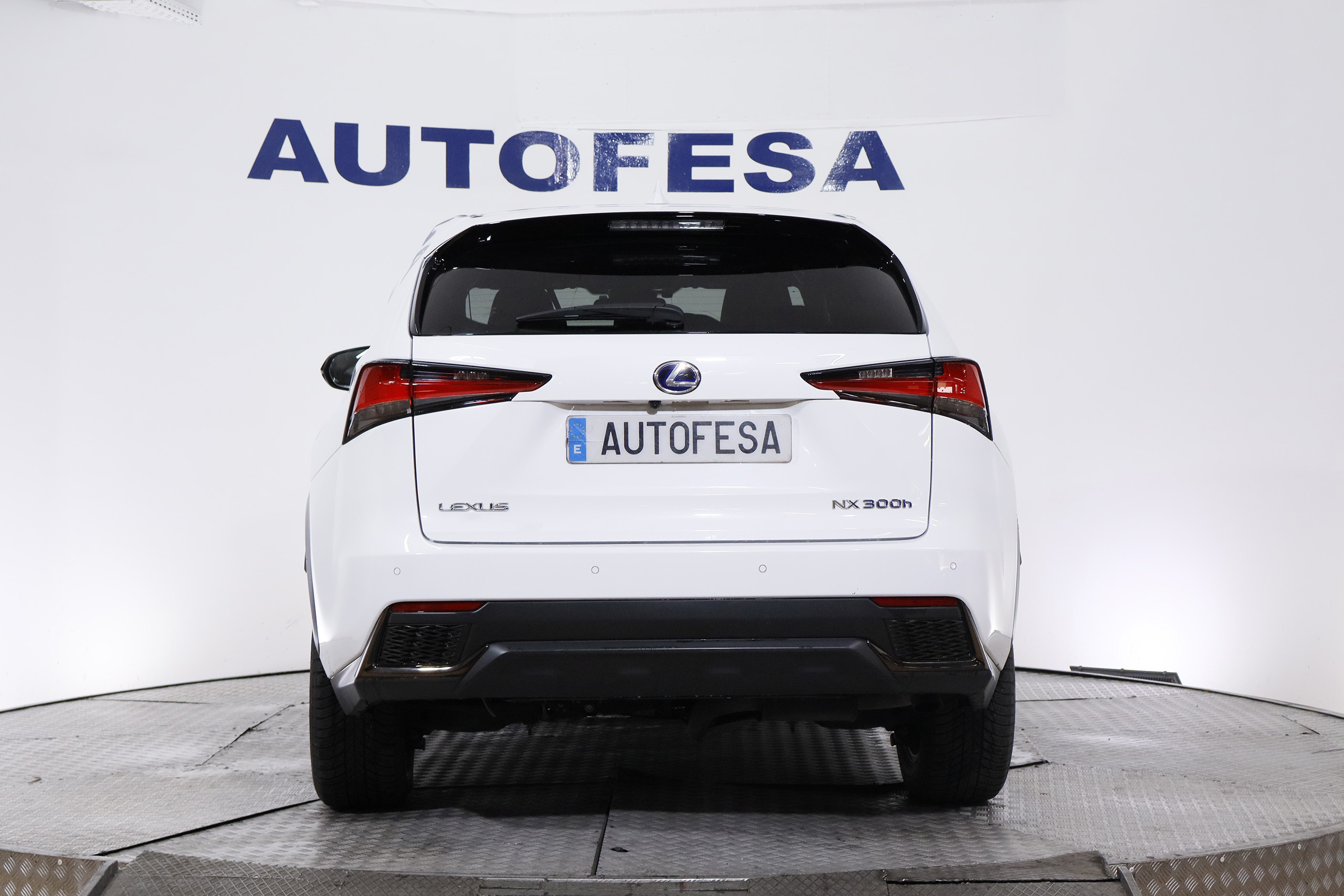 Lexus Nx 300h 2.5L HYBRID 197CV F SPORT 4WD AUTO 5P # TECHO PANORAMICO, NAVY, CUERO foto 7