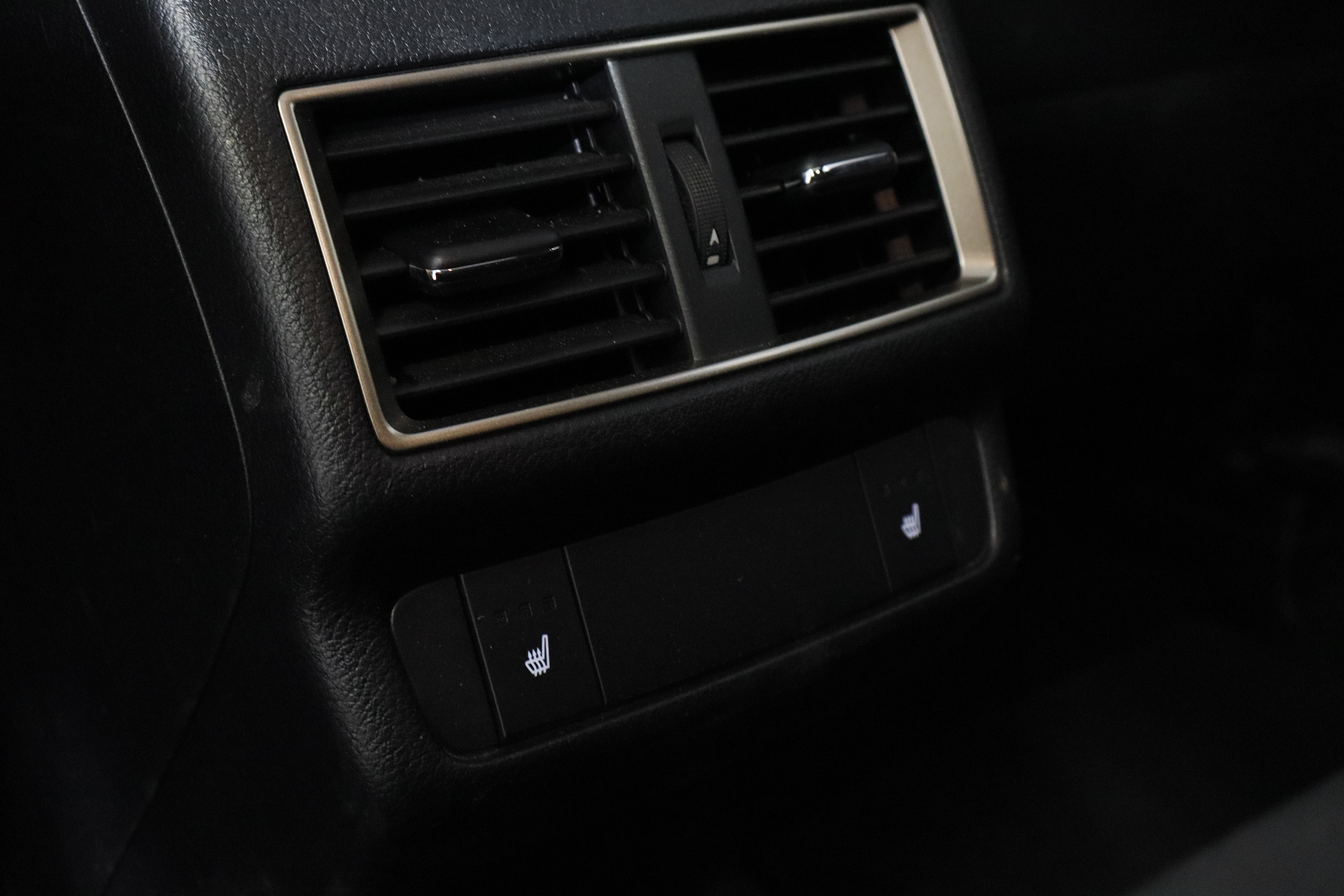 Lexus Nx 300h 2.5L HYBRID 197CV F SPORT 4WD AUTO 5P # TECHO PANORAMICO, NAVY, CUERO foto 30