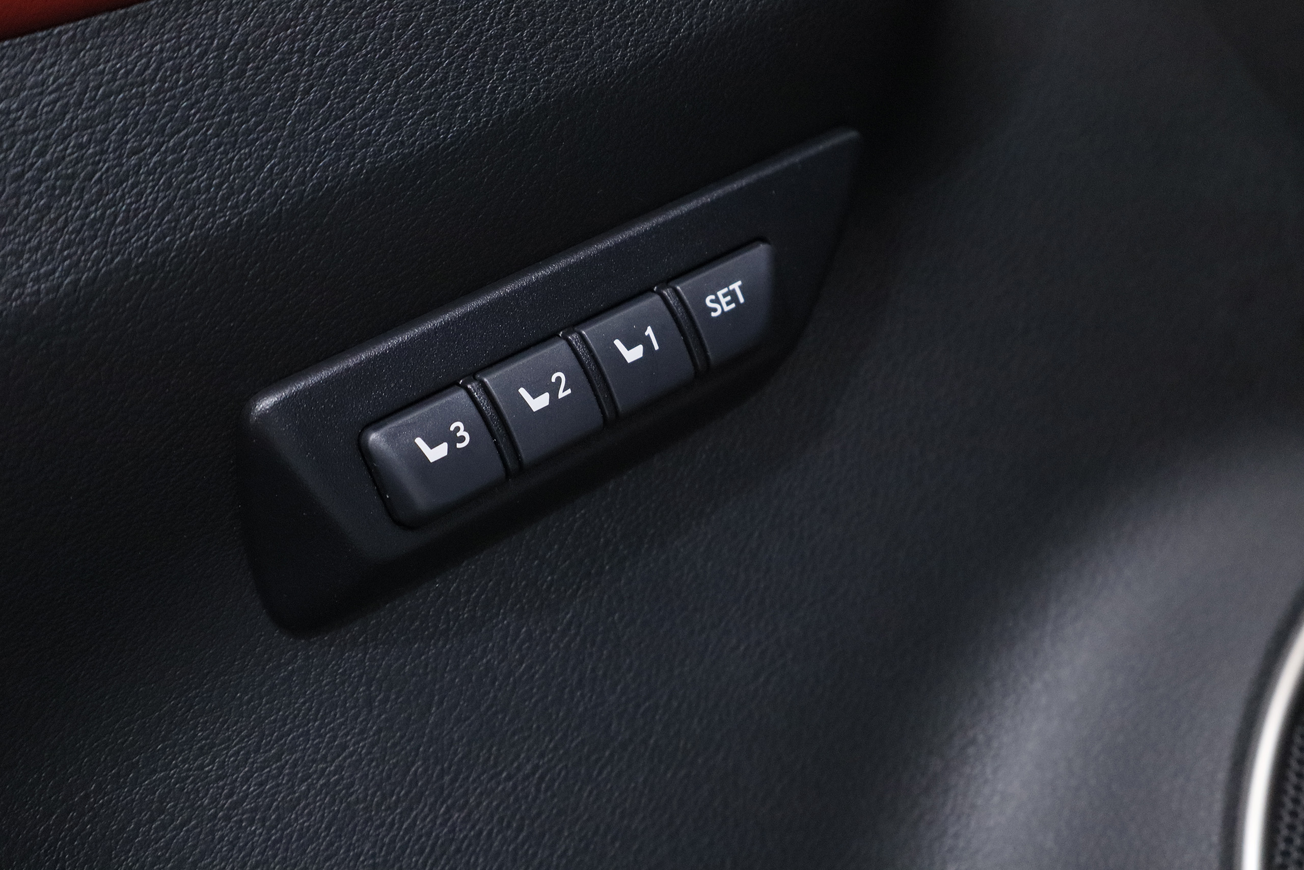 Lexus Nx 300h 2.5L HYBRID 197CV F SPORT 4WD AUTO 5P # TECHO PANORAMICO, NAVY, CUERO foto 25