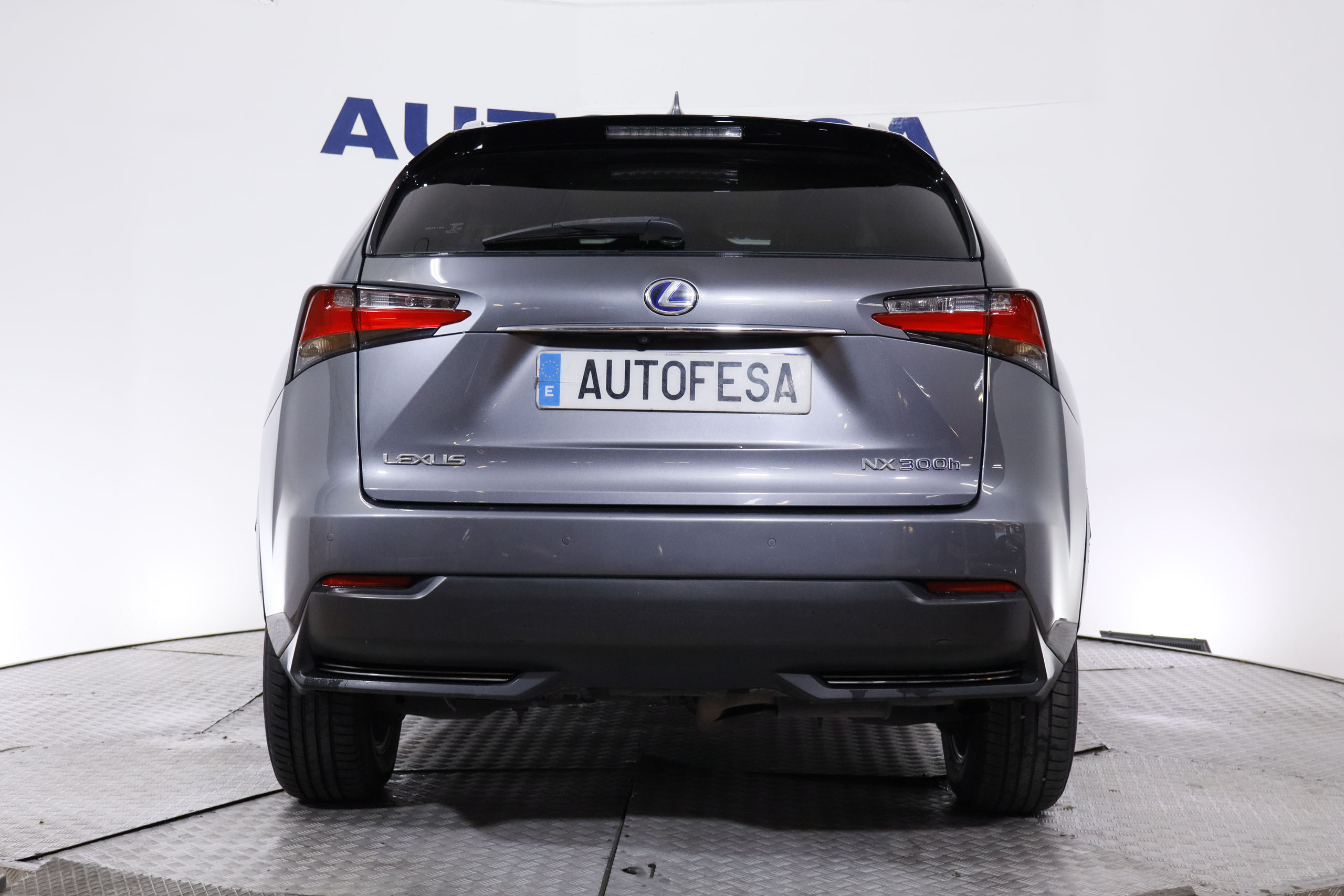 Lexus Nx 300h 2.5L HYBRID EXECUTIVE 4WD AUTO 197CV 5P # CUERO,NAVY,FAROS LED foto 7