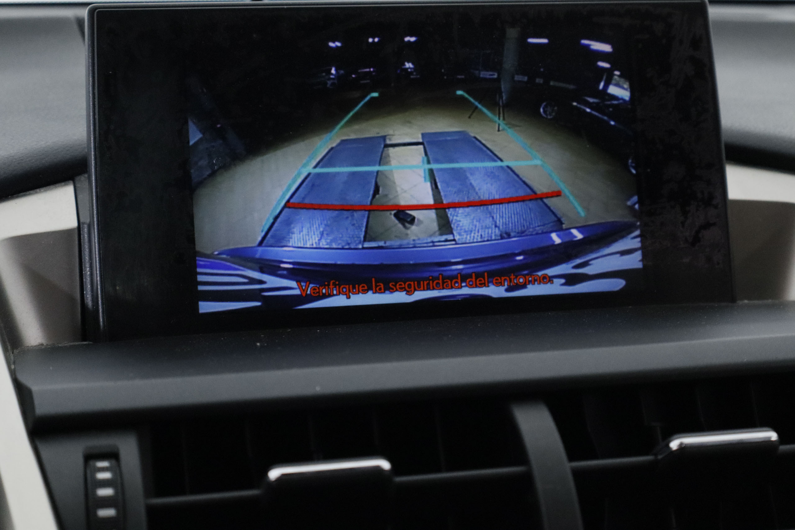 Lexus Nx 300h 2.5L HYBRID EXECUTIVE 4WD AUTO 197CV 5P # CUERO,NAVY,FAROS LED foto 21