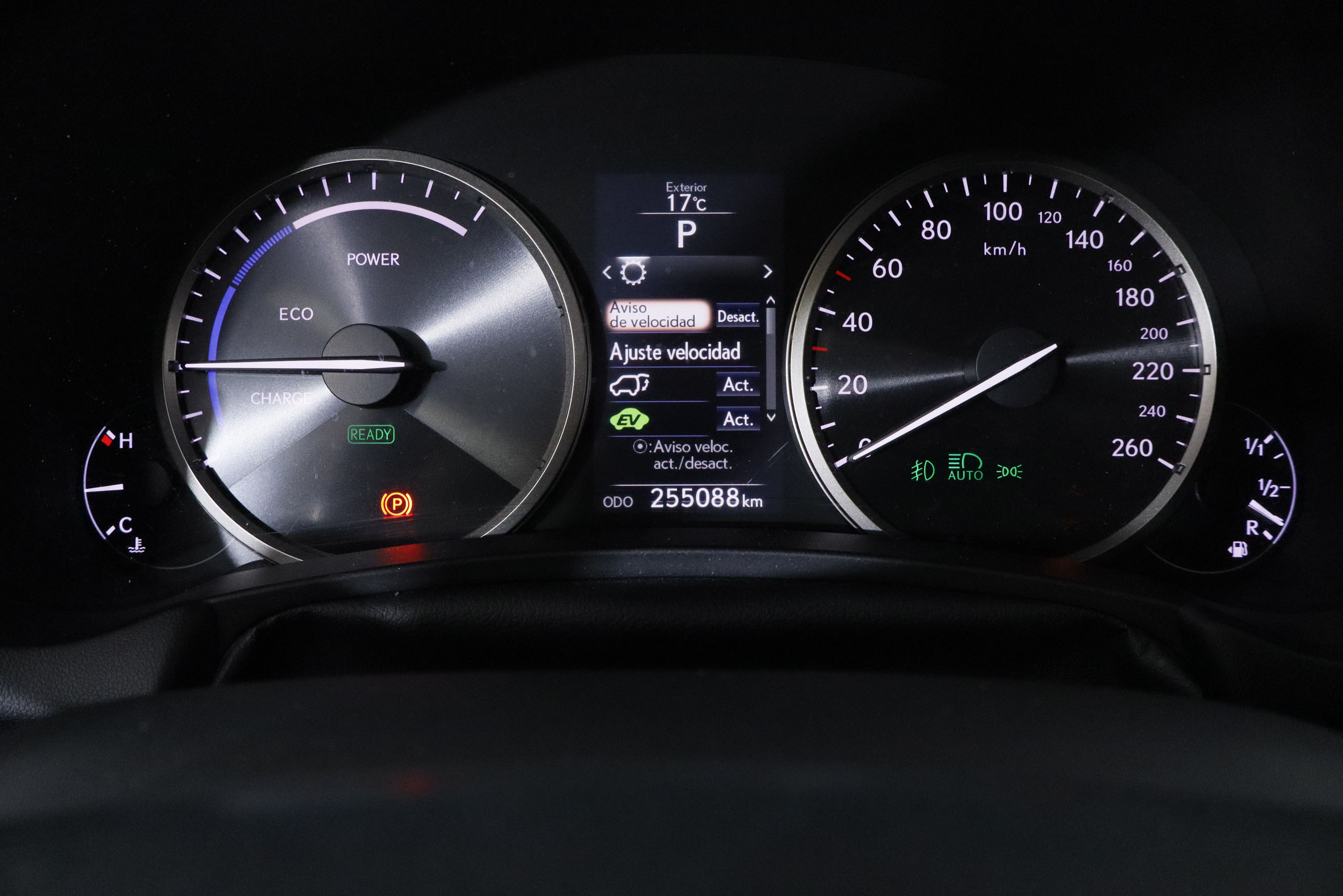 Lexus Nx 300h 2.5L HYBRID EXECUTIVE 4WD AUTO 197CV 5P # CUERO,NAVY,FAROS LED foto 20