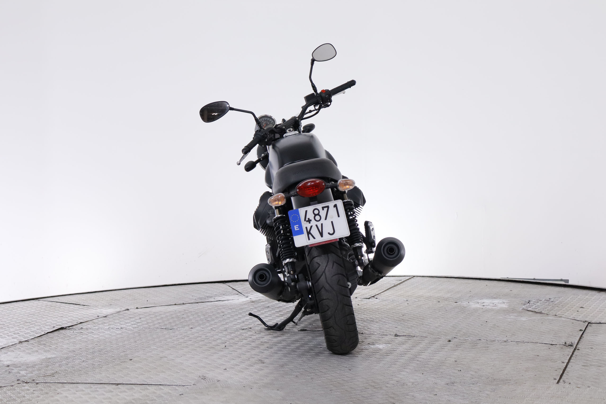 GUZZI V7 V7 III STONE 52CV ABS foto 11