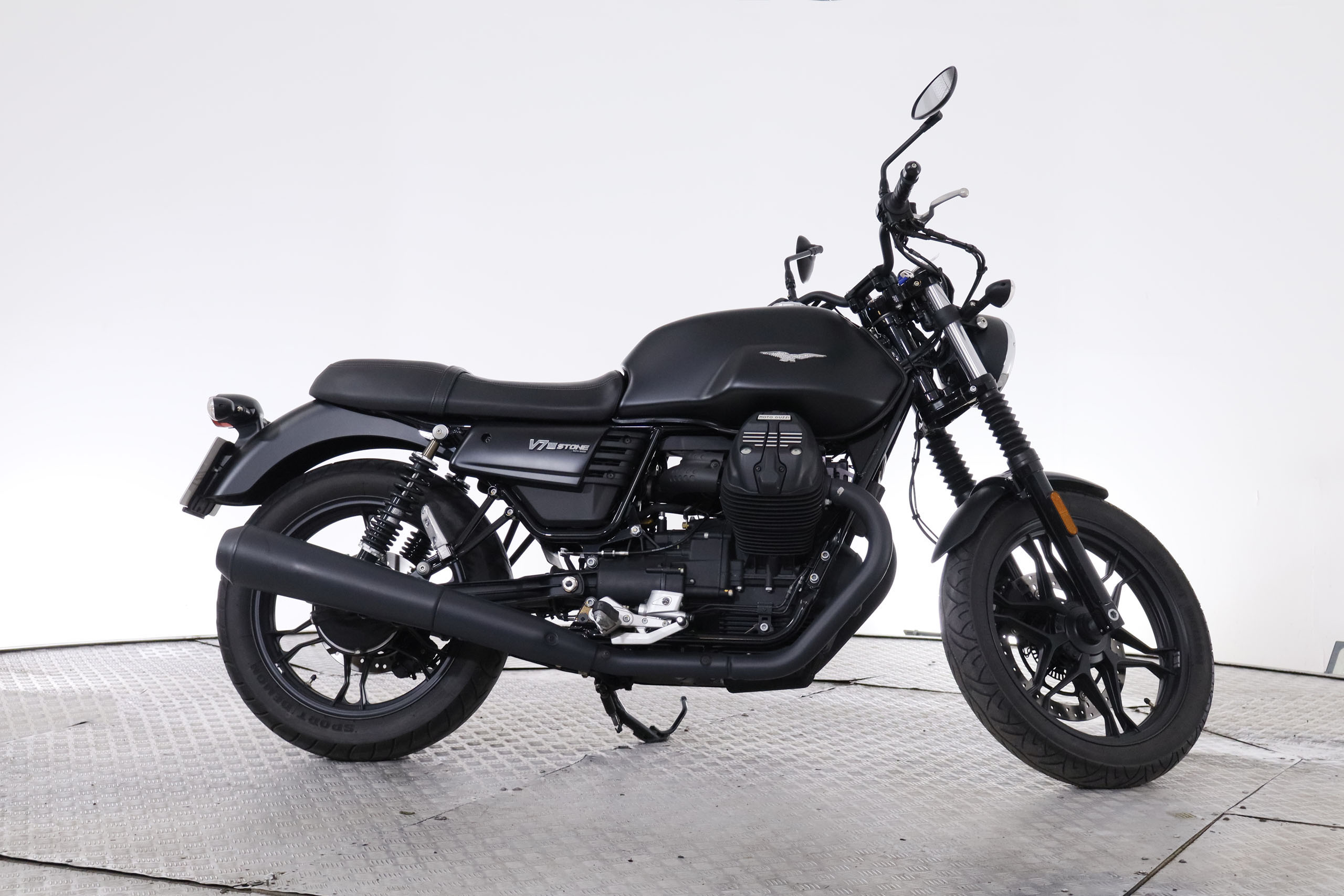 GUZZI V7 V7 III STONE 52CV ABS foto 5