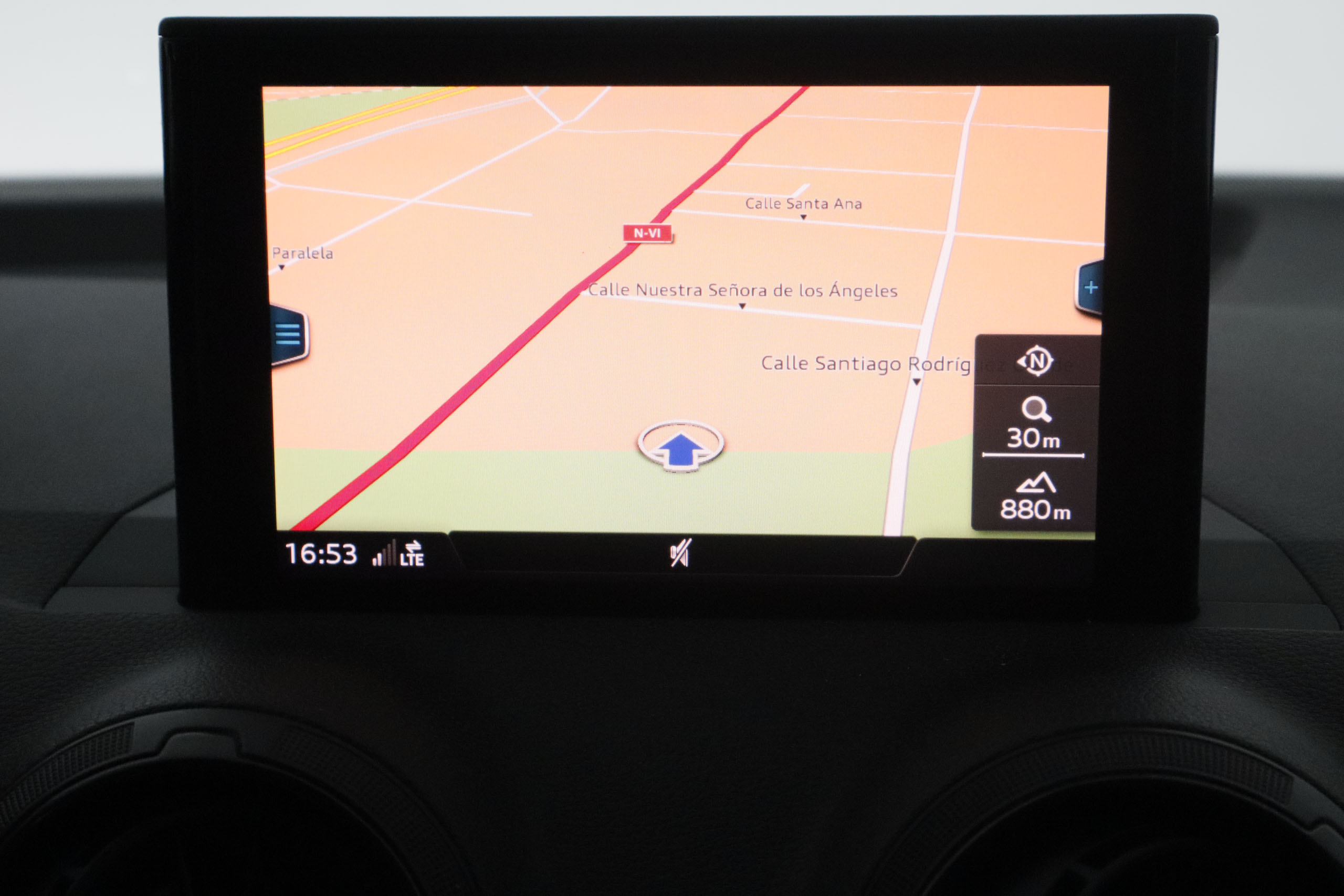 Audi Q2 1.4 TFSI S-LINE 150CV 5P # NAVY,FAROS LED,PARKTRONIC 1.4 TFSI S-LINE 150CV 5P # NAVY,FAROS LED,PARKTRONIC foto 18