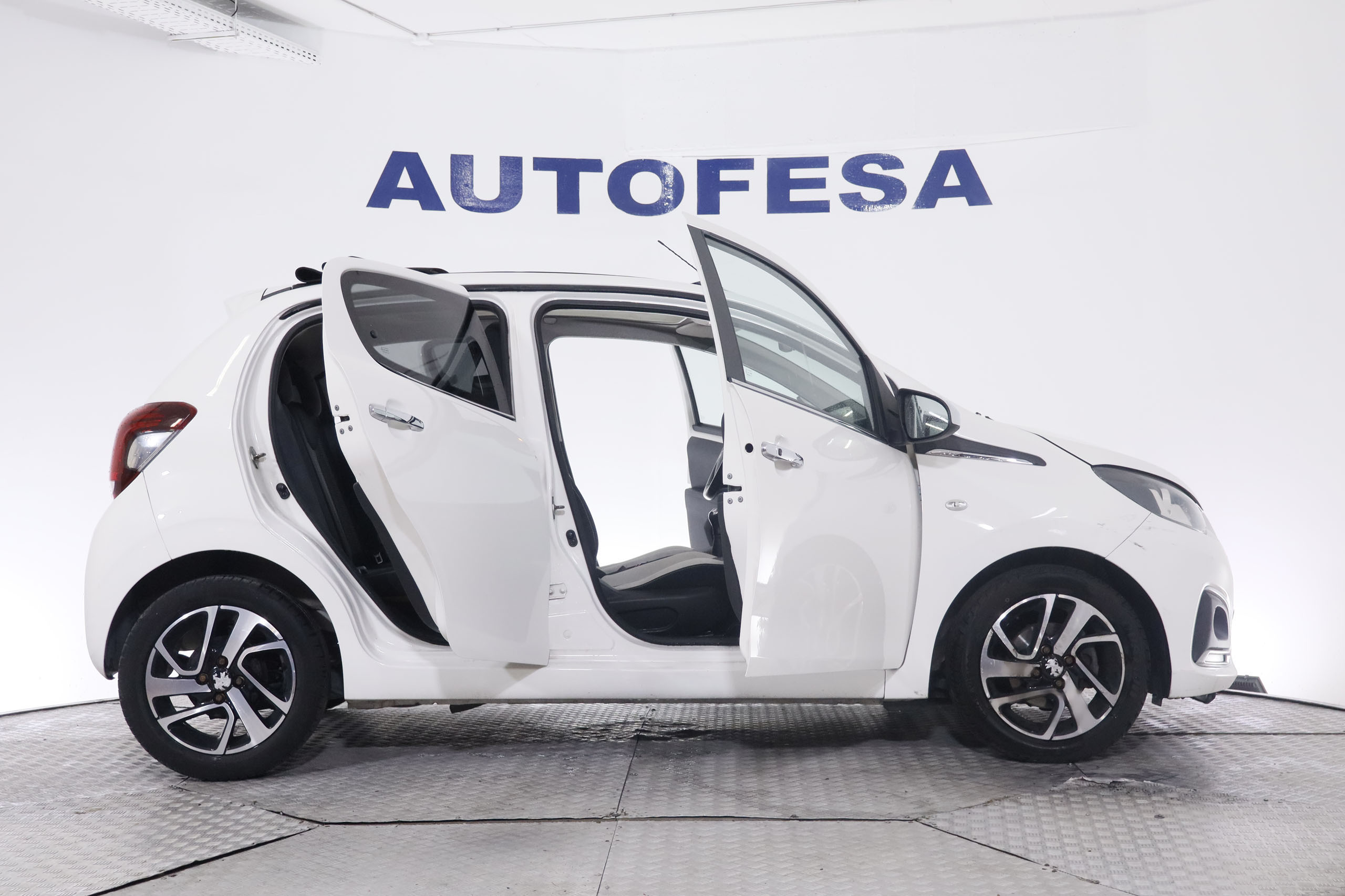 Peugeot 108 TOP 1.2 ALLURE 82CV 5P # TECHO foto 13