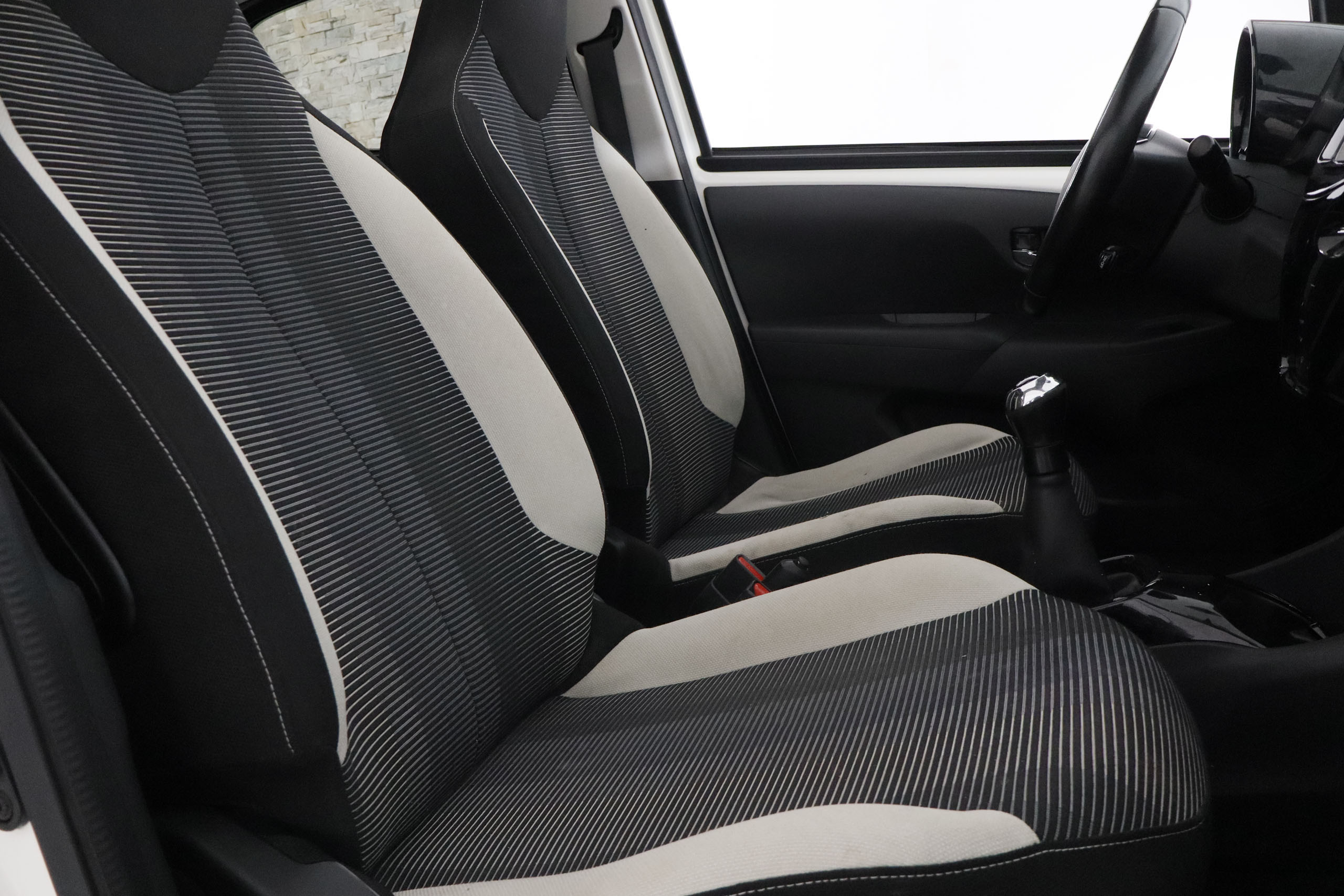 Peugeot 108 TOP 1.2 ALLURE 82CV 5P # TECHO foto 23