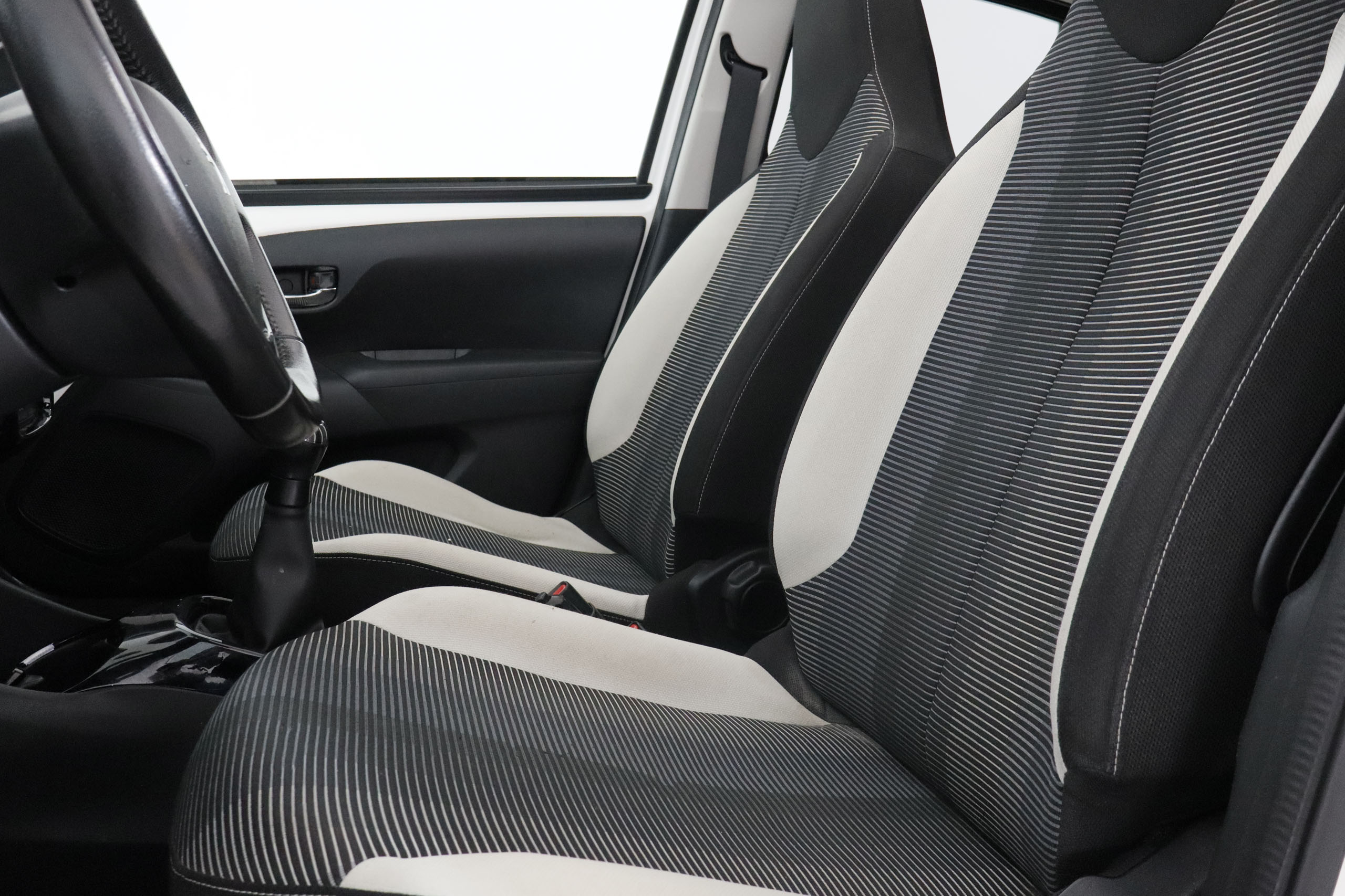 Peugeot 108 TOP 1.2 ALLURE 82CV 5P # TECHO foto 21