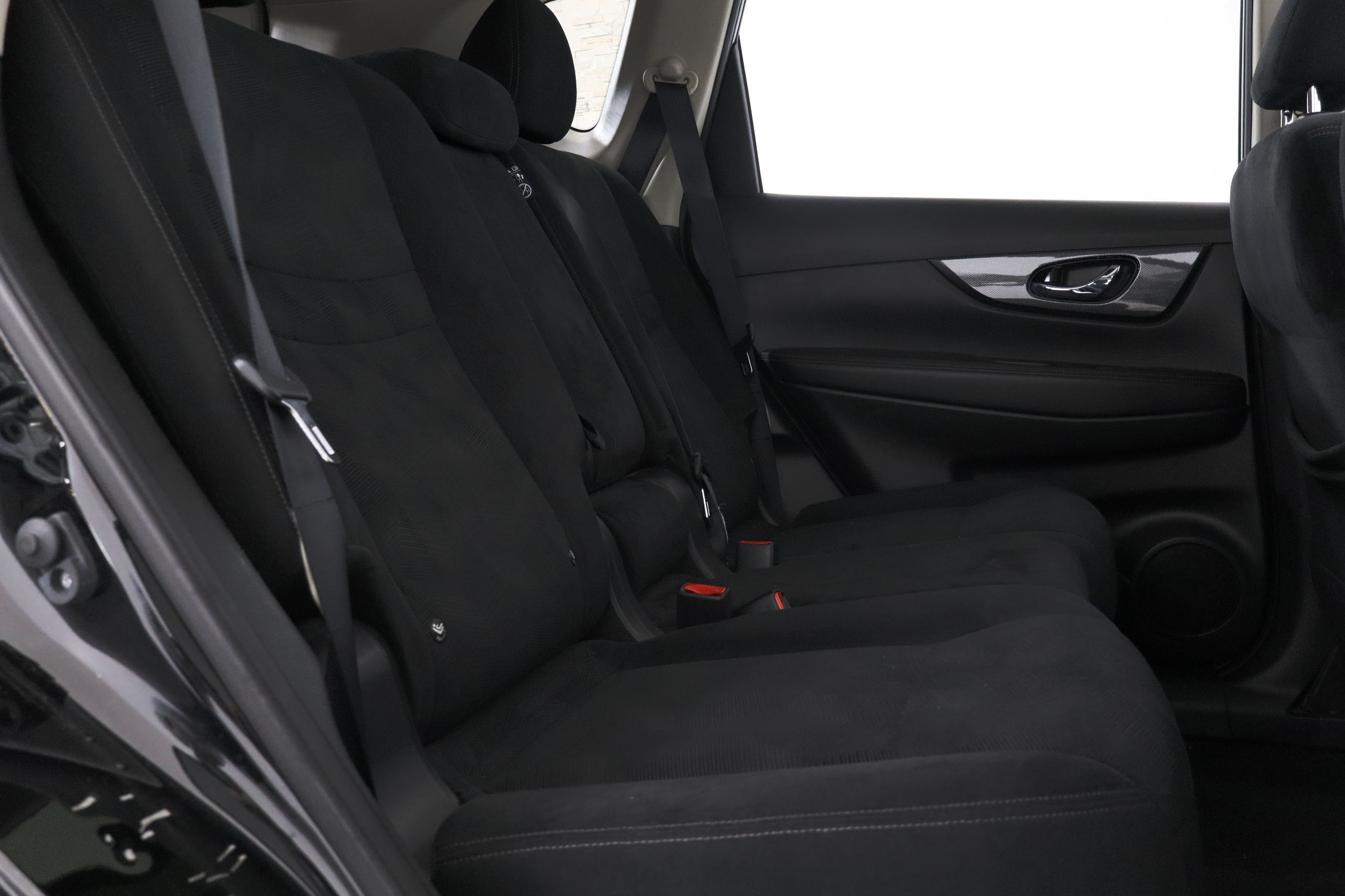 Nissan X-trail XTRAIL 1.6 DCI 130CV NCONNECTA 7 PLAZAS 5P # TECHO PANORAMICO ELE,NAVY,CAMAR 360 foto 25